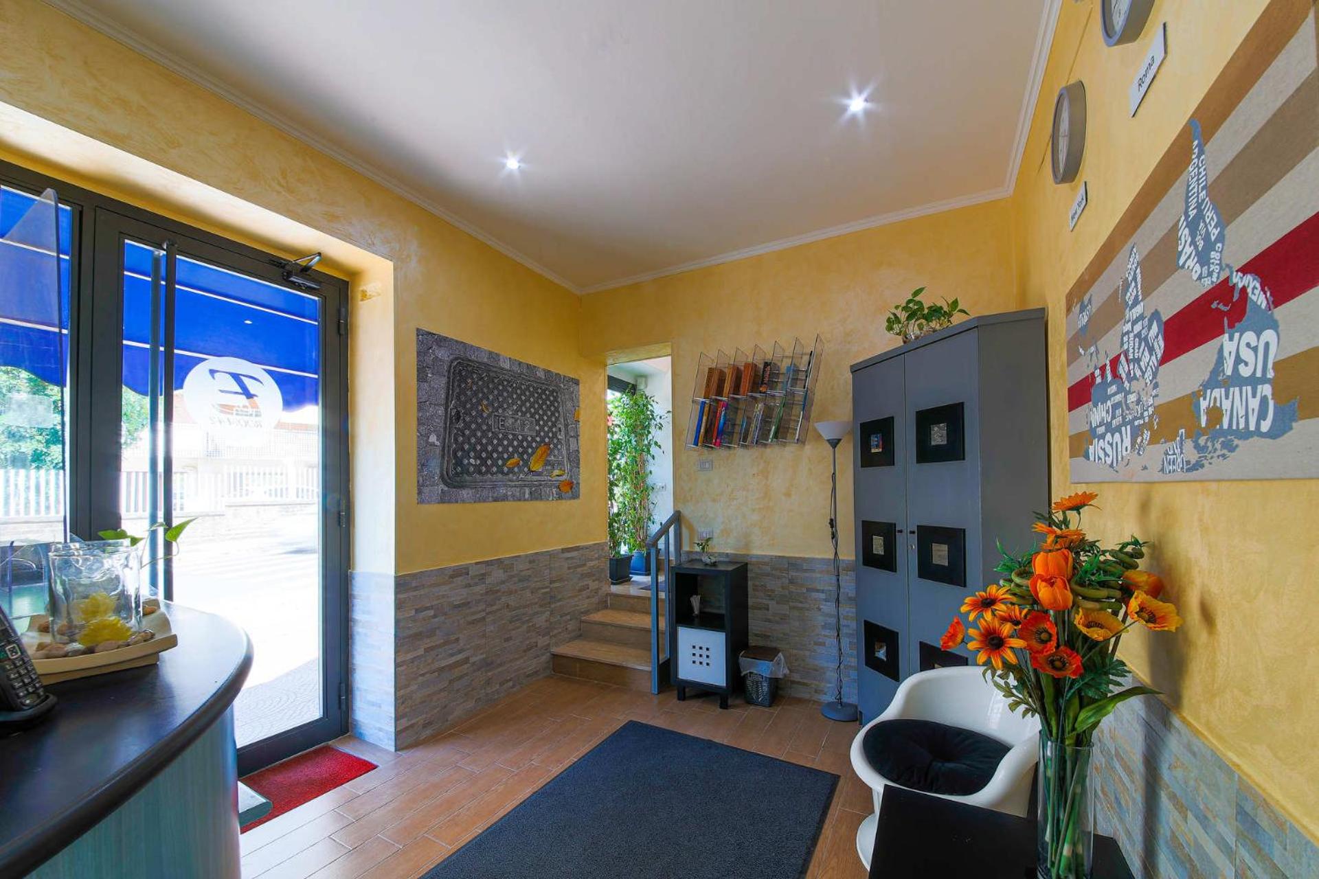 E-Room 42