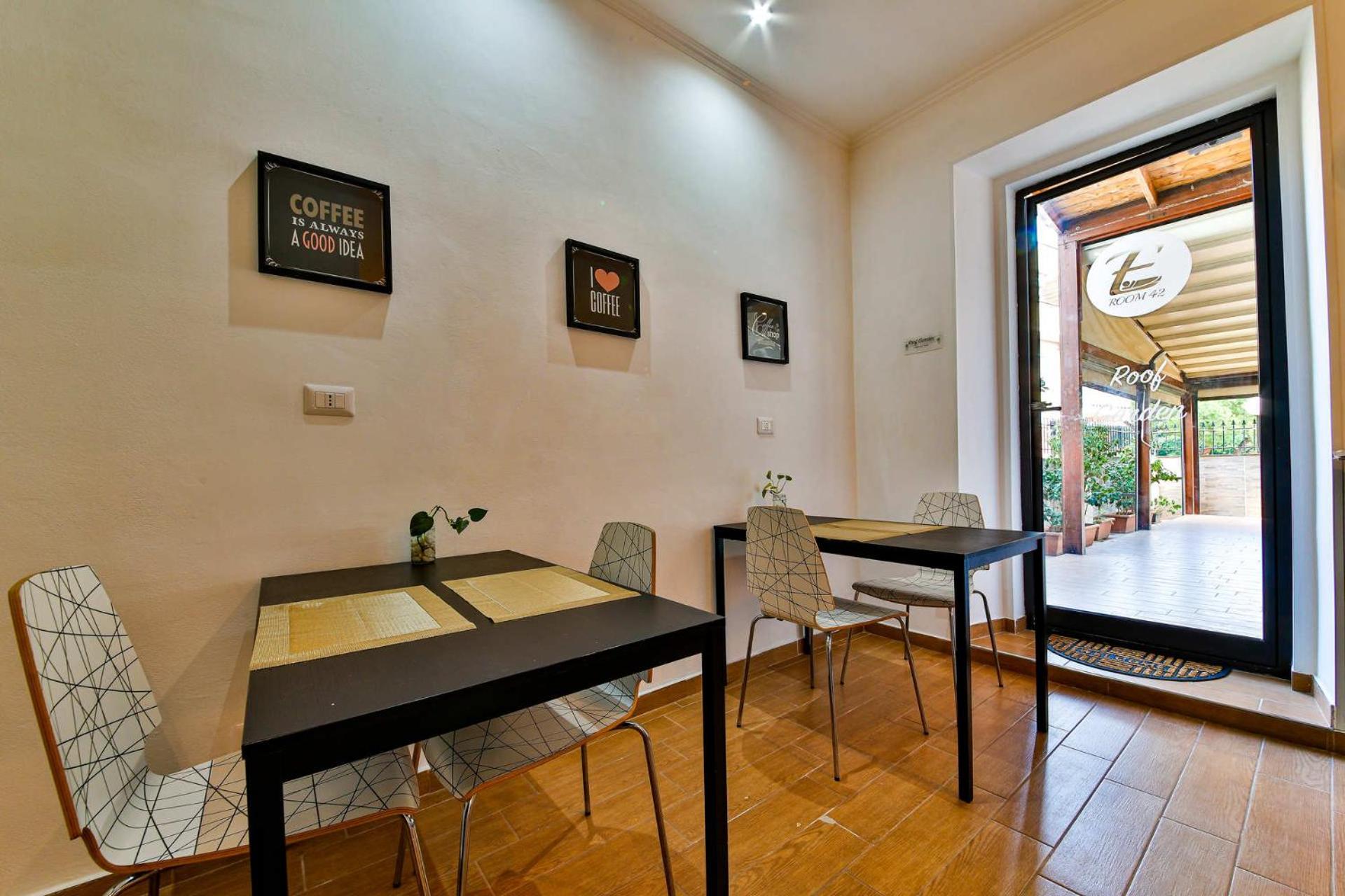 E-Room 42