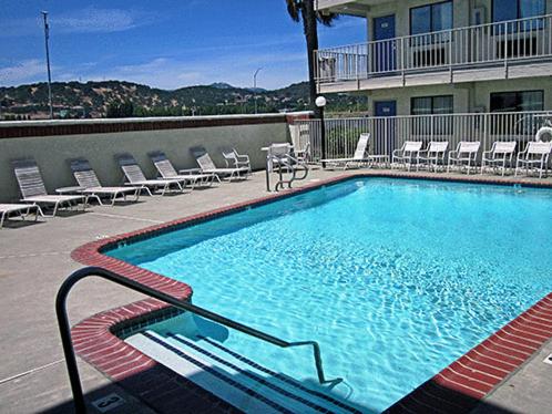Fairfield Vacations - Motel 6-Fairfield, CA - Napa Valley - Property Image 31