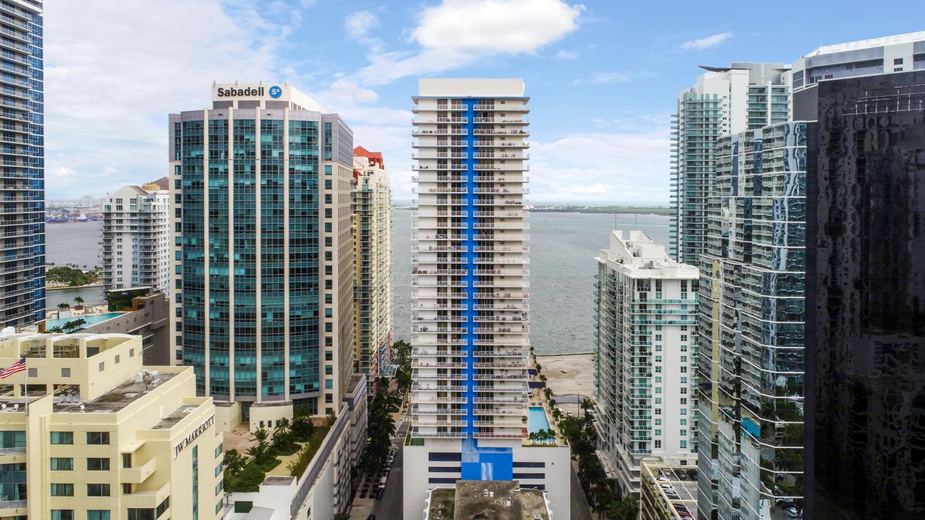 Luxury Accommodations Brickell