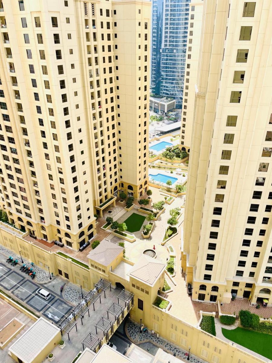 Luxury Casa Premium Studio Apartments - with Full Kitchen, Balcony at JBR Beach