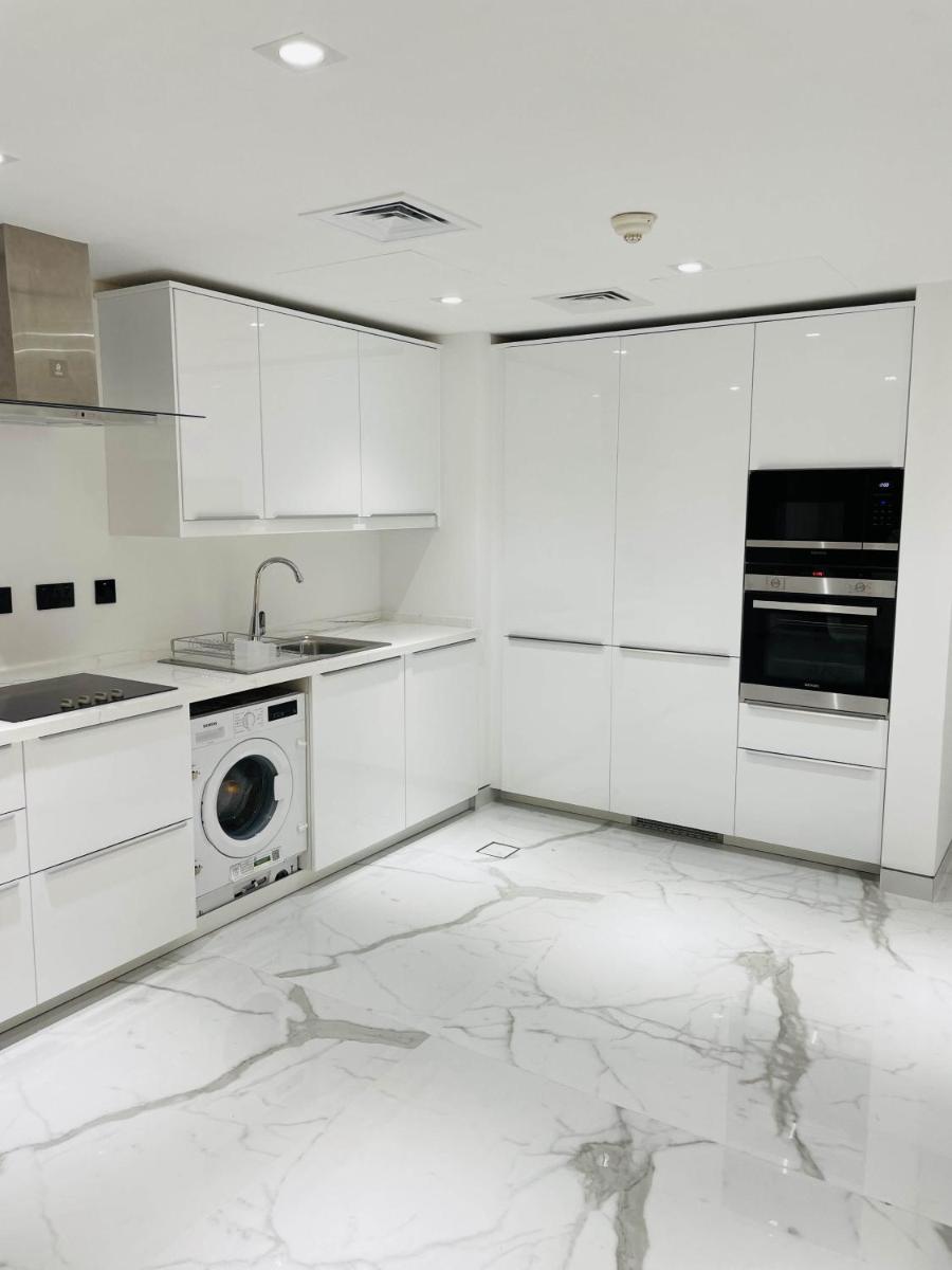 Luxury Casa Premium Studio Apartments - with Full Kitchen, Balcony at JBR Beach