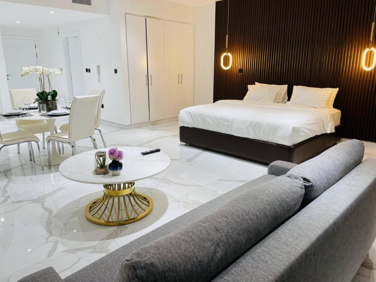 Luxury Casa Premium Studio Apartments - with Full Kitchen, Balcony at JBR Beach