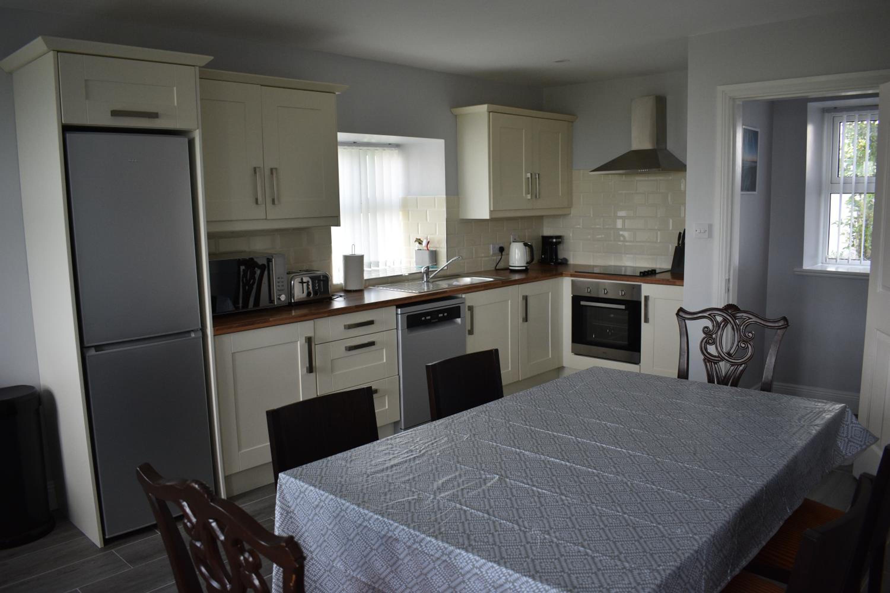 Aran View Holiday Homes Doolin - The Atlantic Stone House - Ocean Views view 4