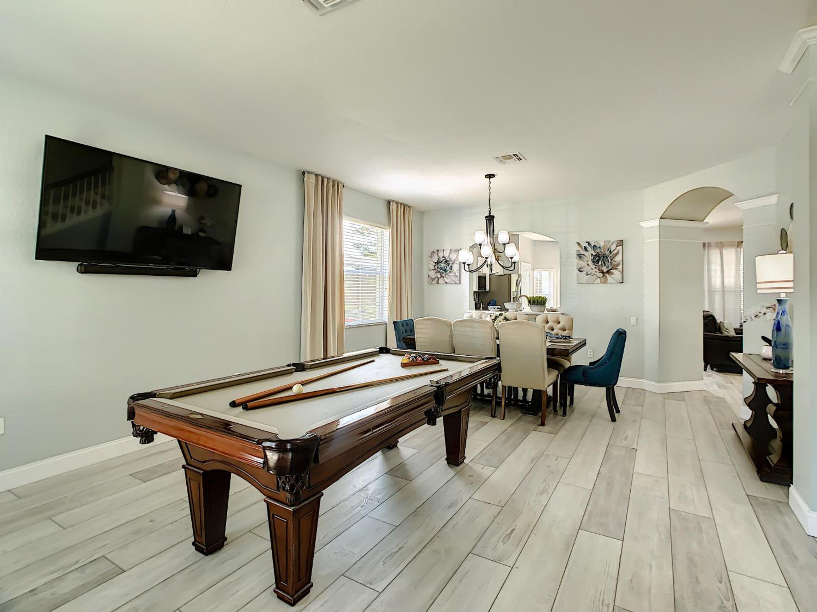 Luxury Family Villa Pool Hot Tub Close to Disney