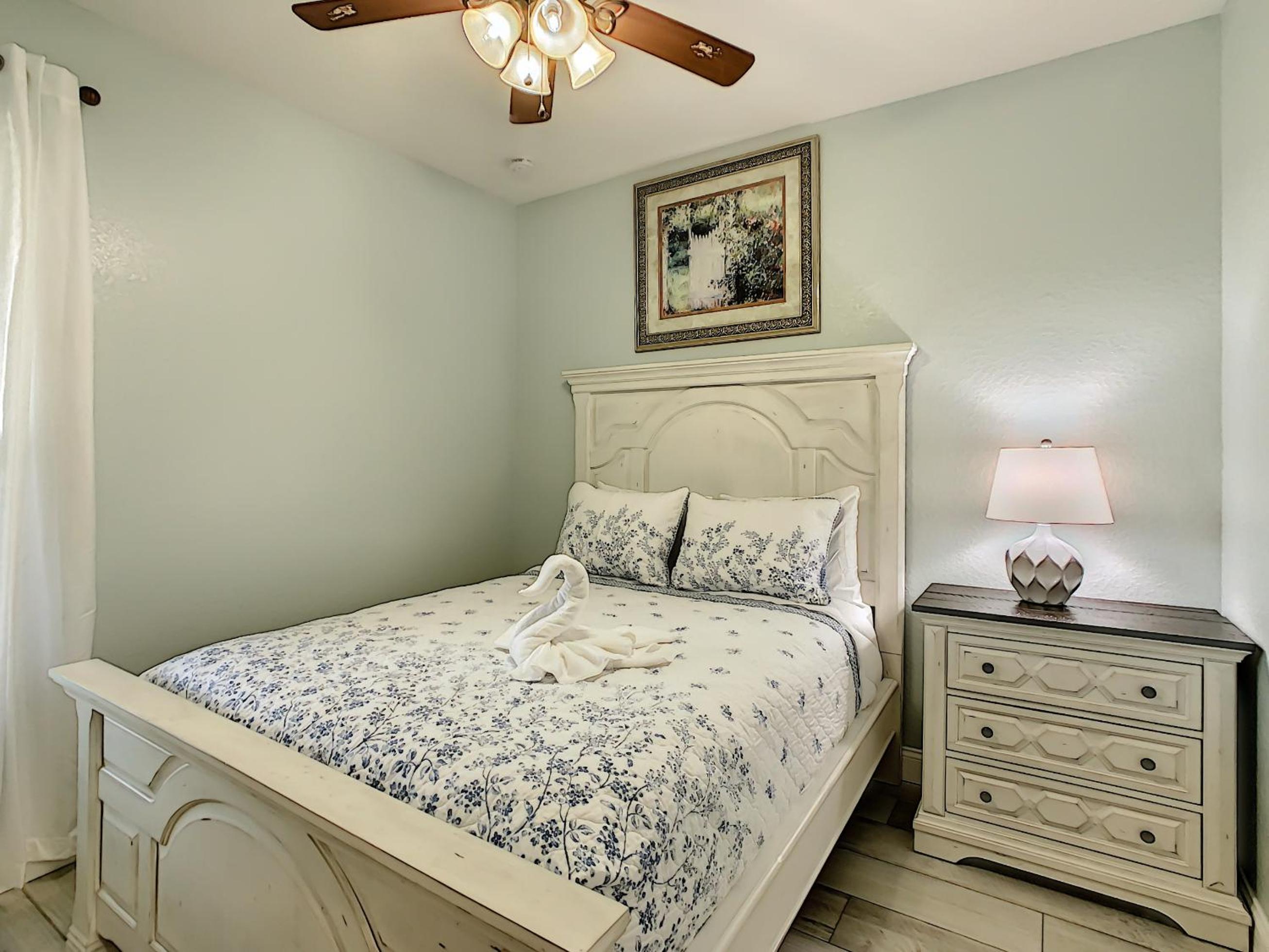 Luxury Family Villa Pool Hot Tub Close to Disney