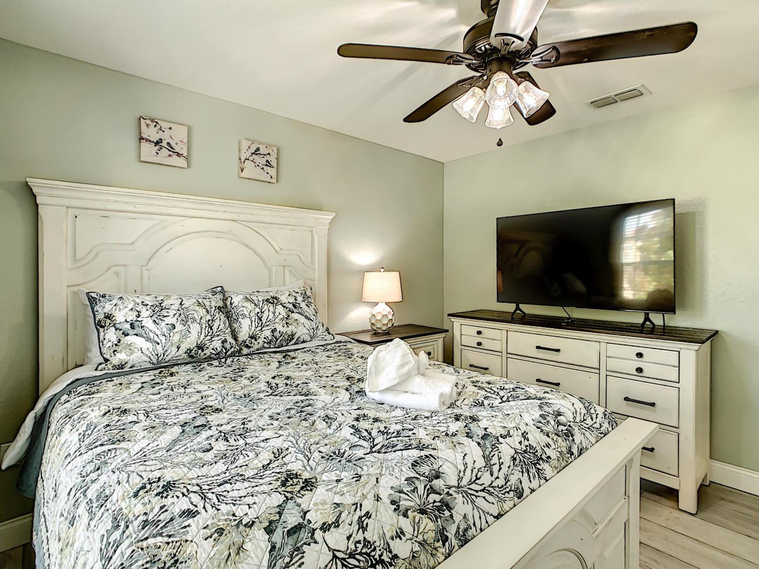 Luxury Family Villa Pool Hot Tub Close to Disney