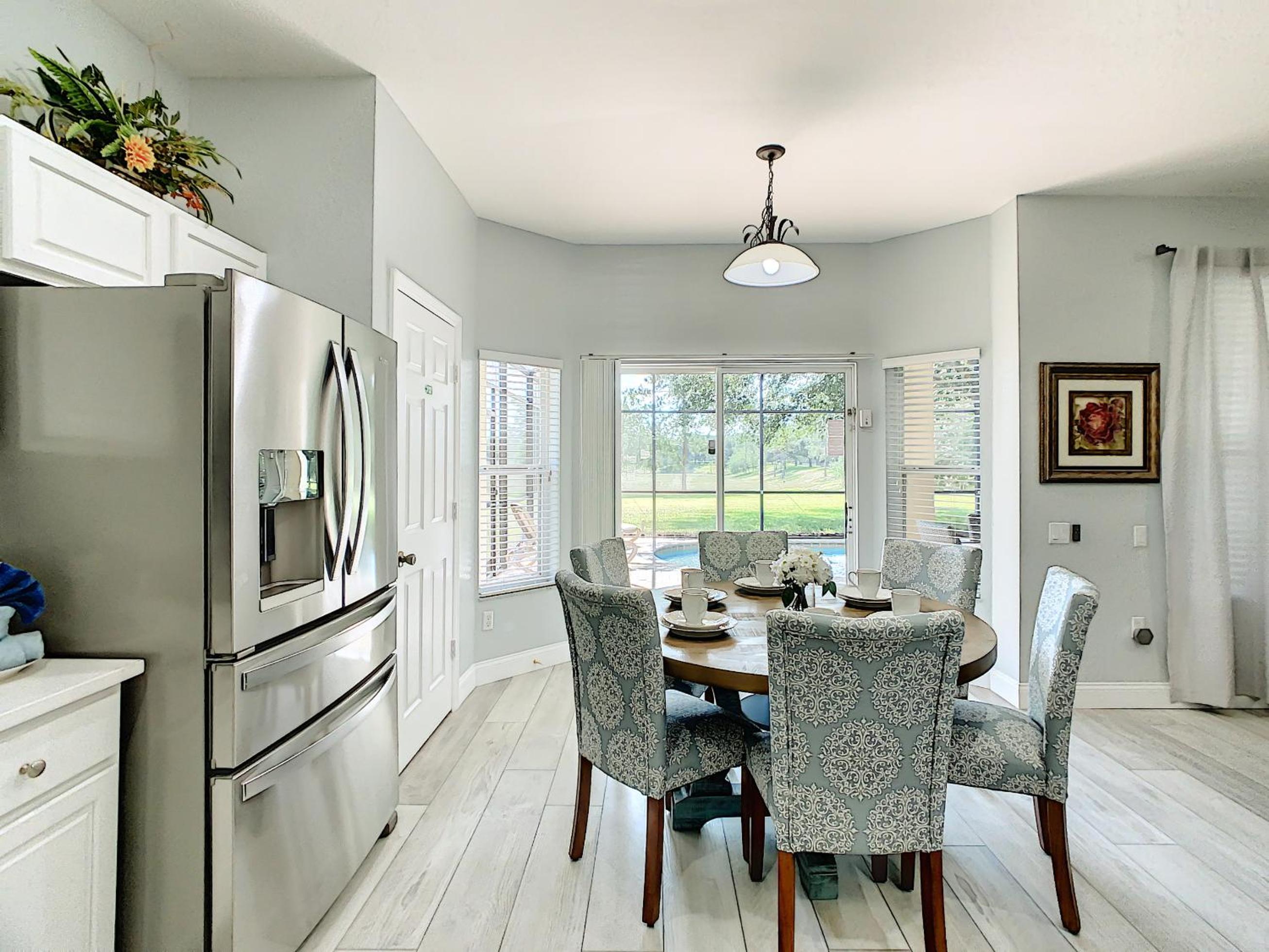 Luxury Family Villa Pool Hot Tub Close to Disney