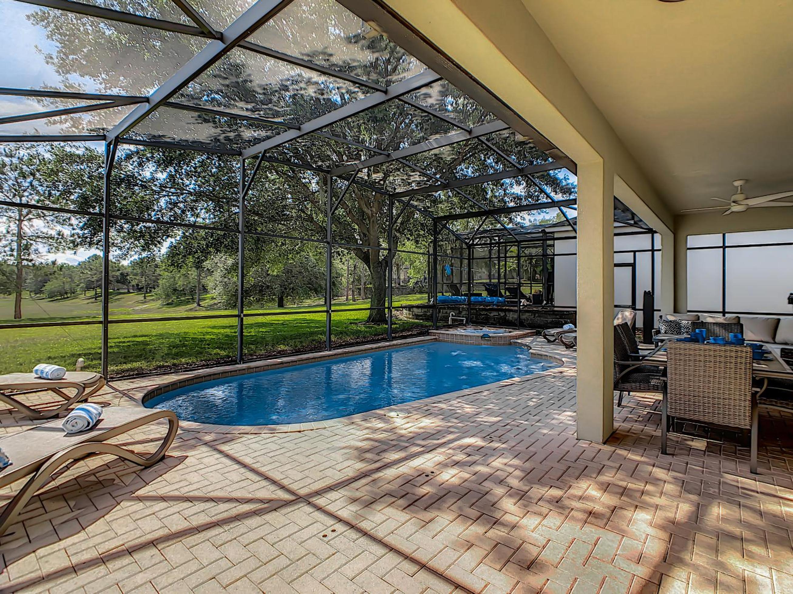 Luxury Family Villa Pool Hot Tub Close to Disney