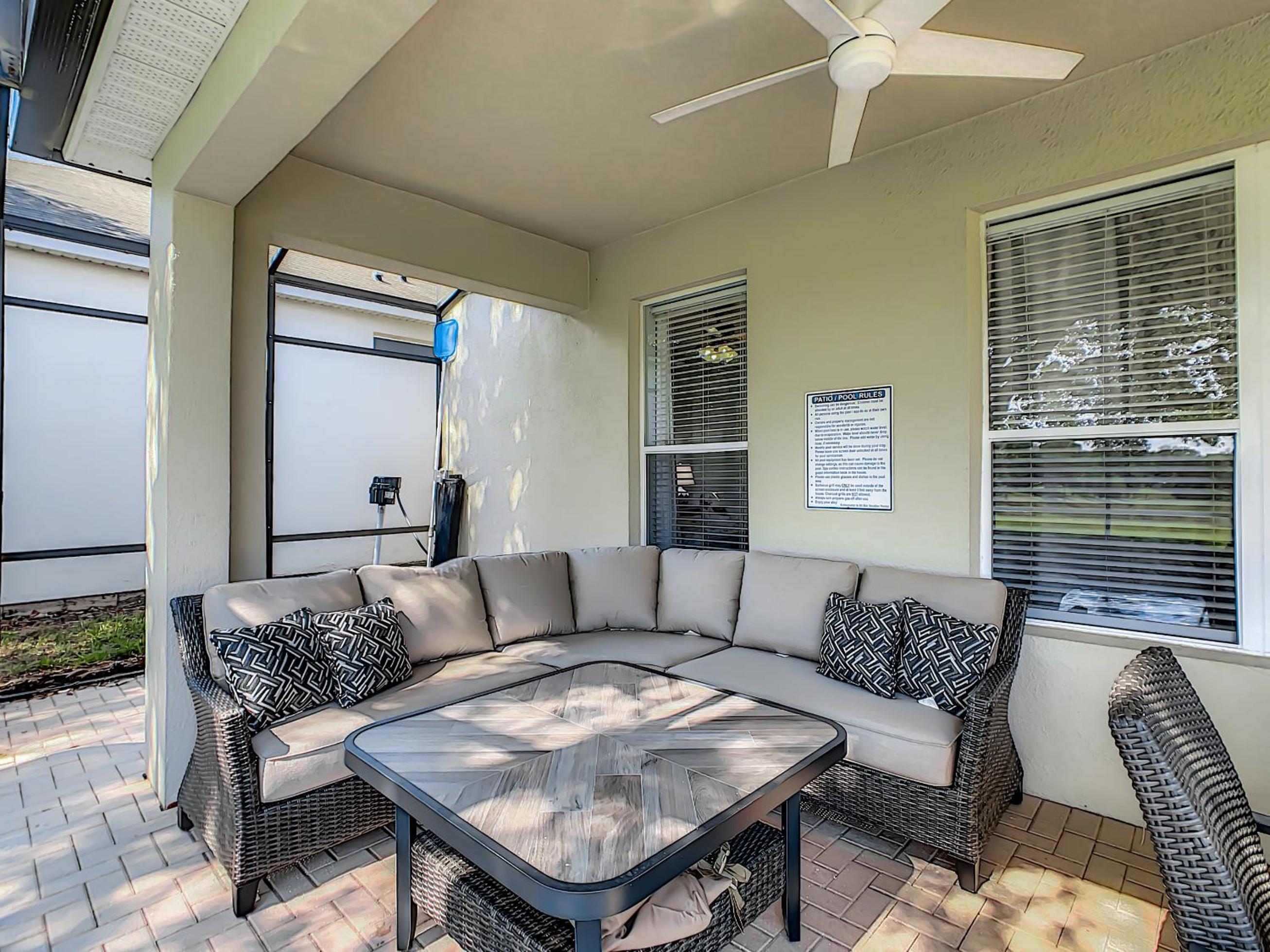 Luxury Family Villa Pool Hot Tub Close to Disney
