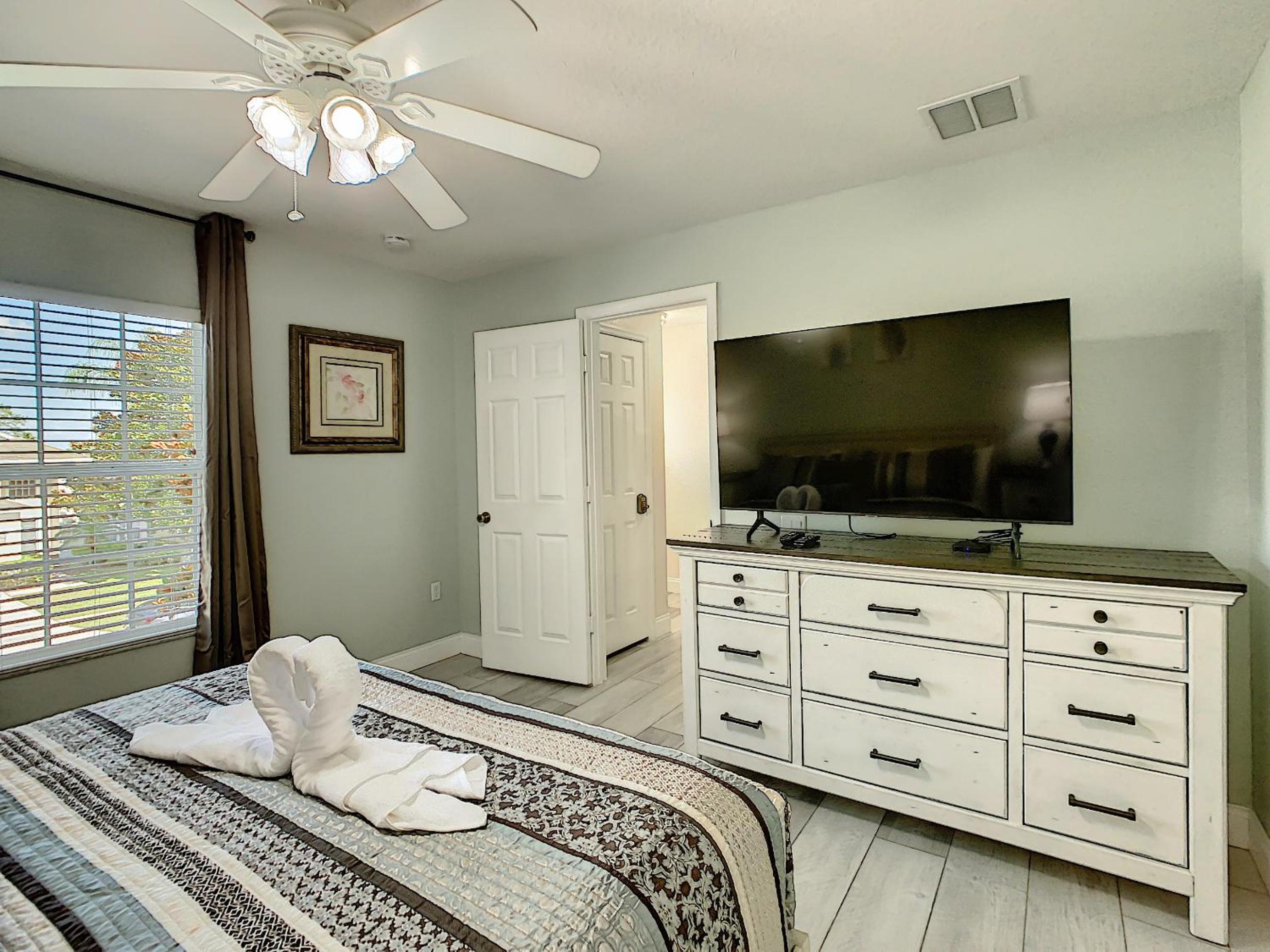 Luxury Family Villa Pool Hot Tub Close to Disney
