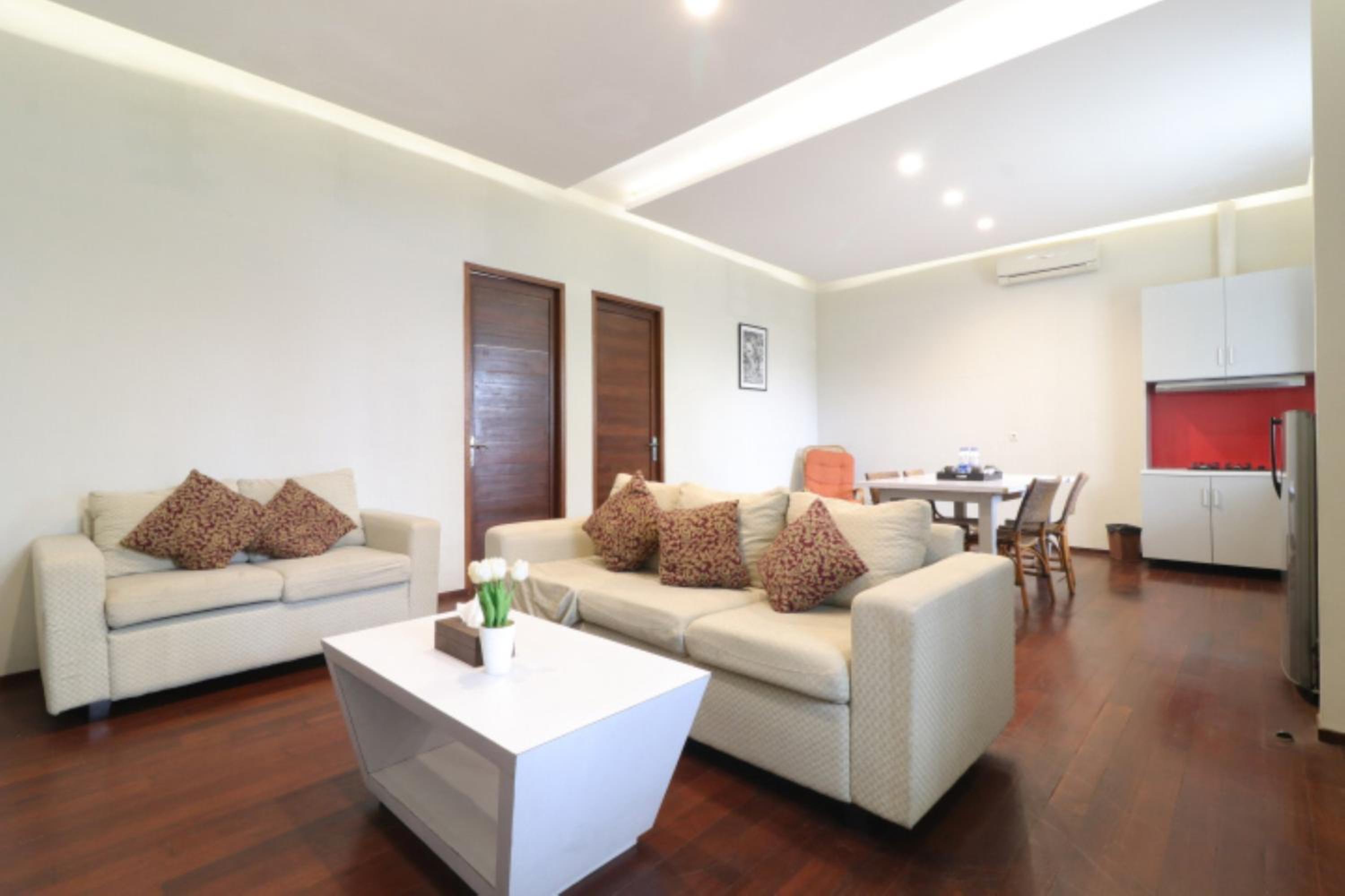 Pejaten Valley Residence - Image 3