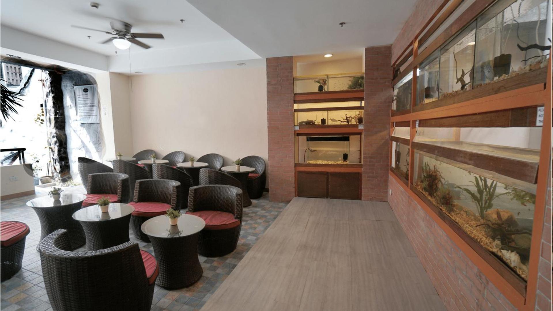 1775 Adriatico Suites