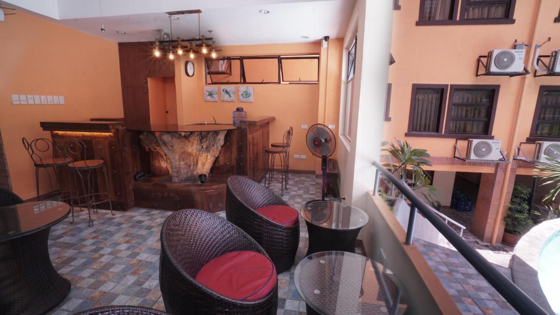 1775 Adriatico Suites