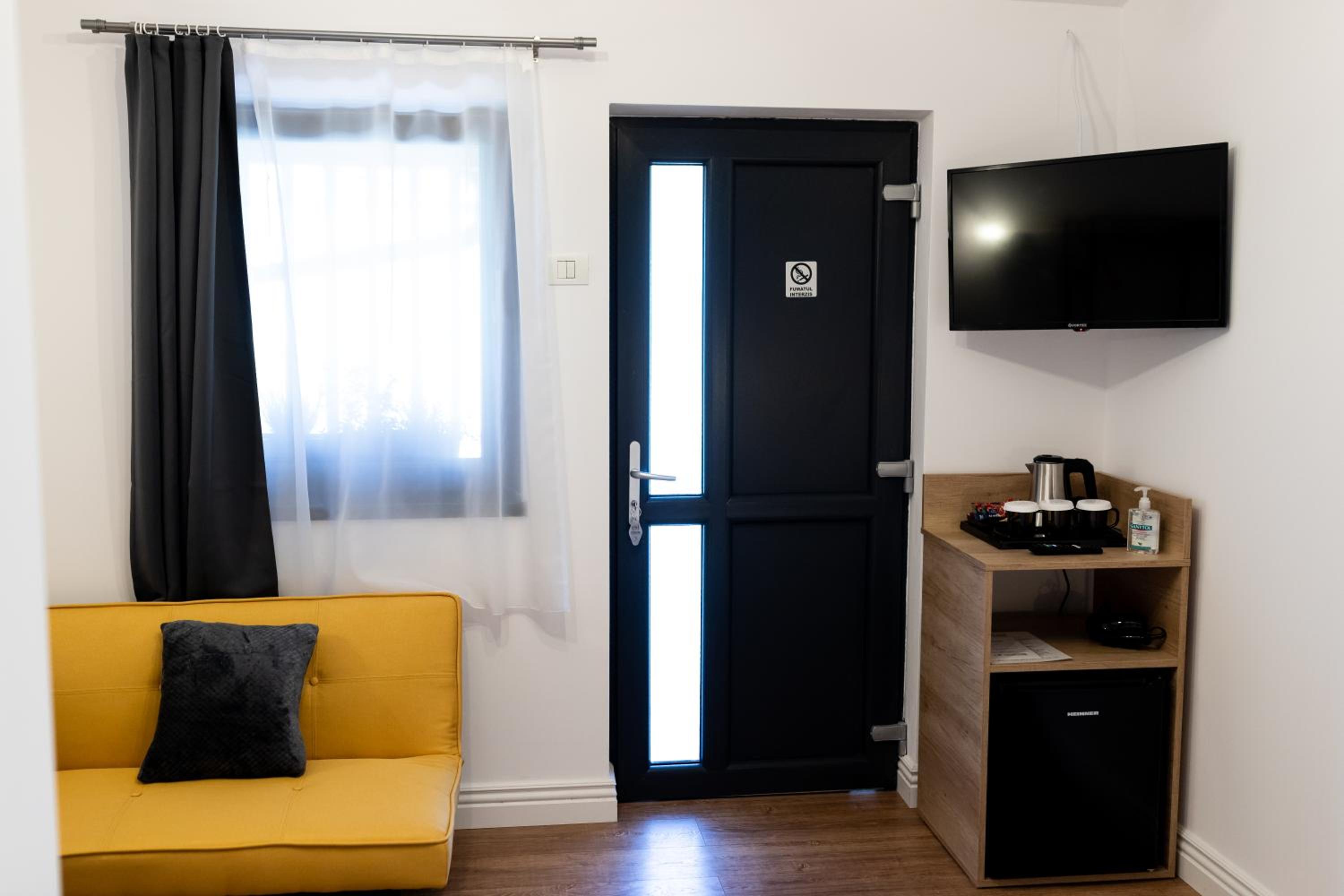 Corvin Guesthouse view 5