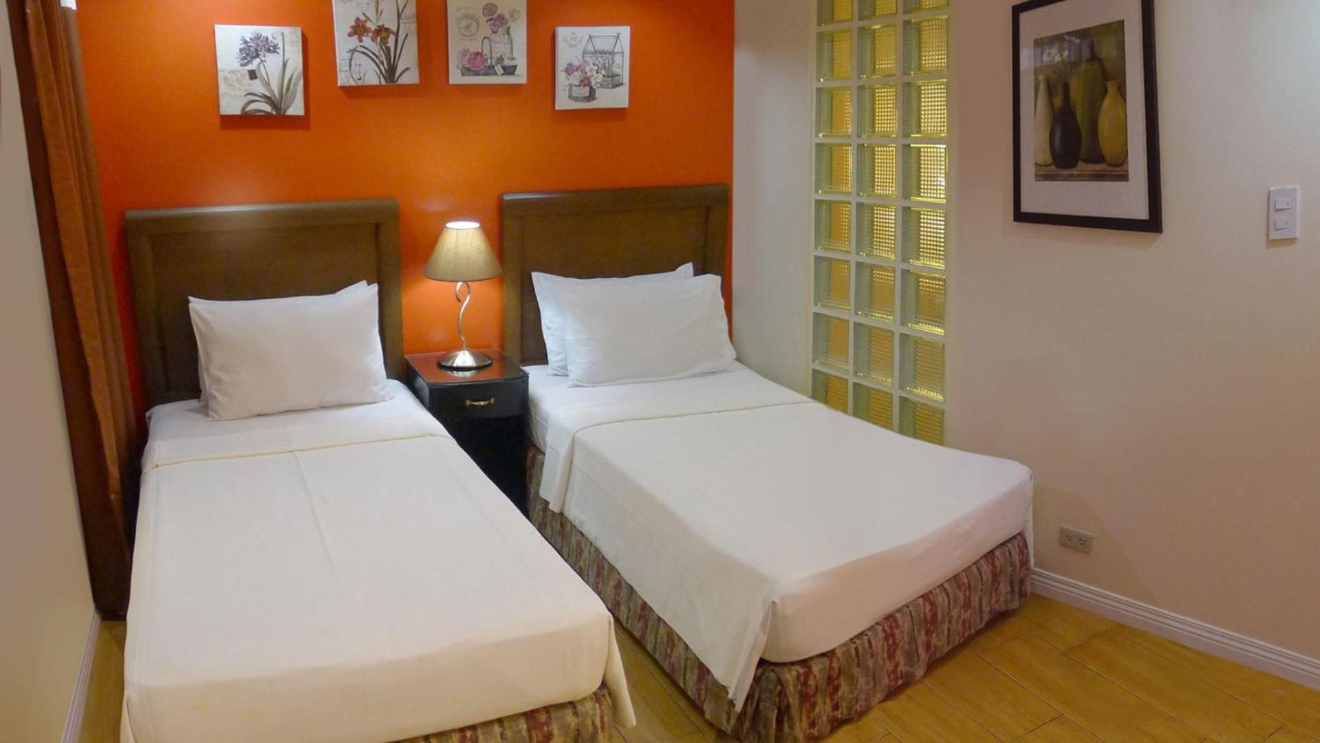 1775 Adriatico Suites