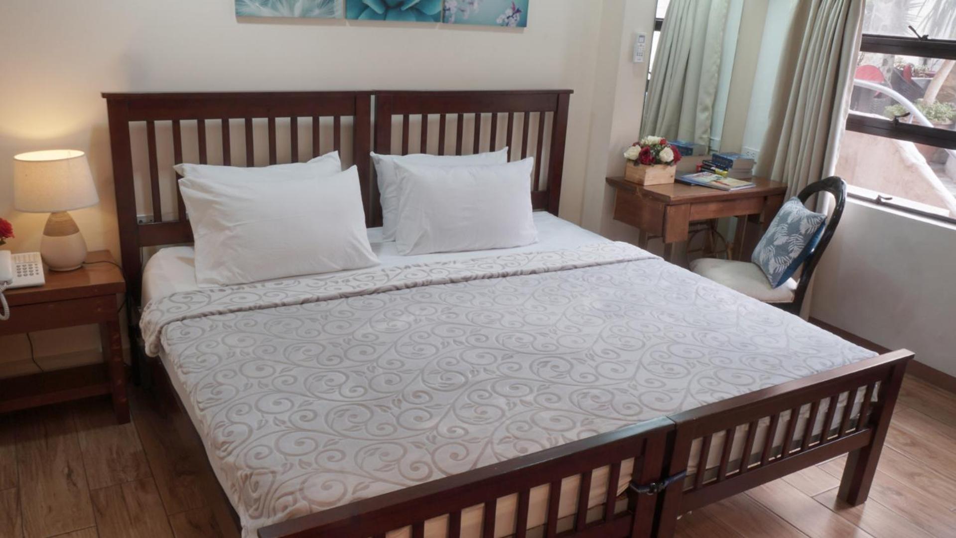 1775 Adriatico Suites
