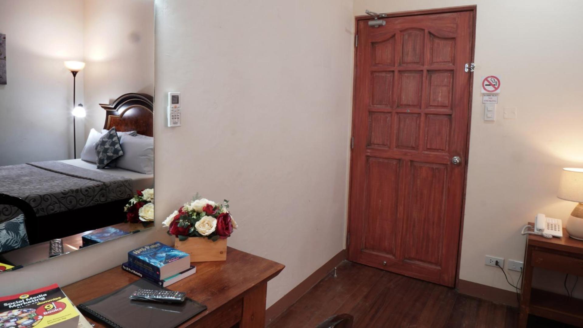 1775 Adriatico Suites