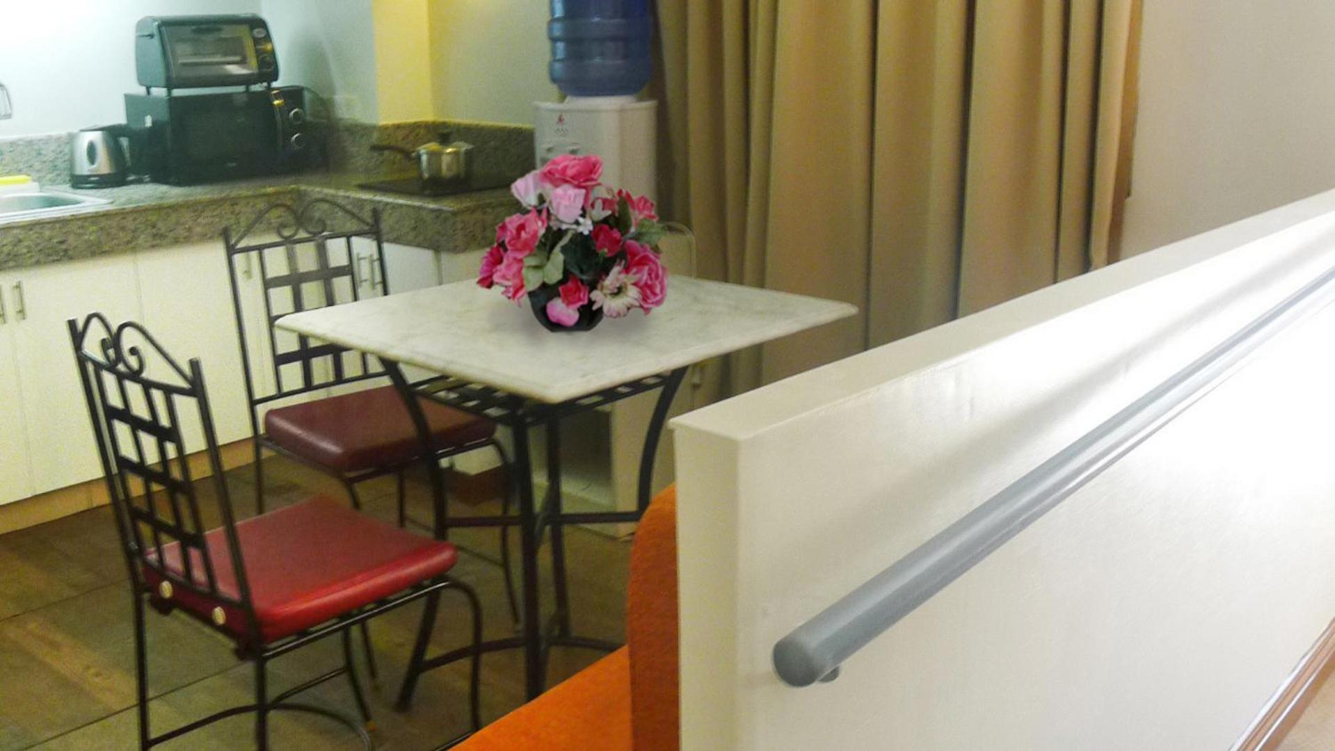 1775 Adriatico Suites