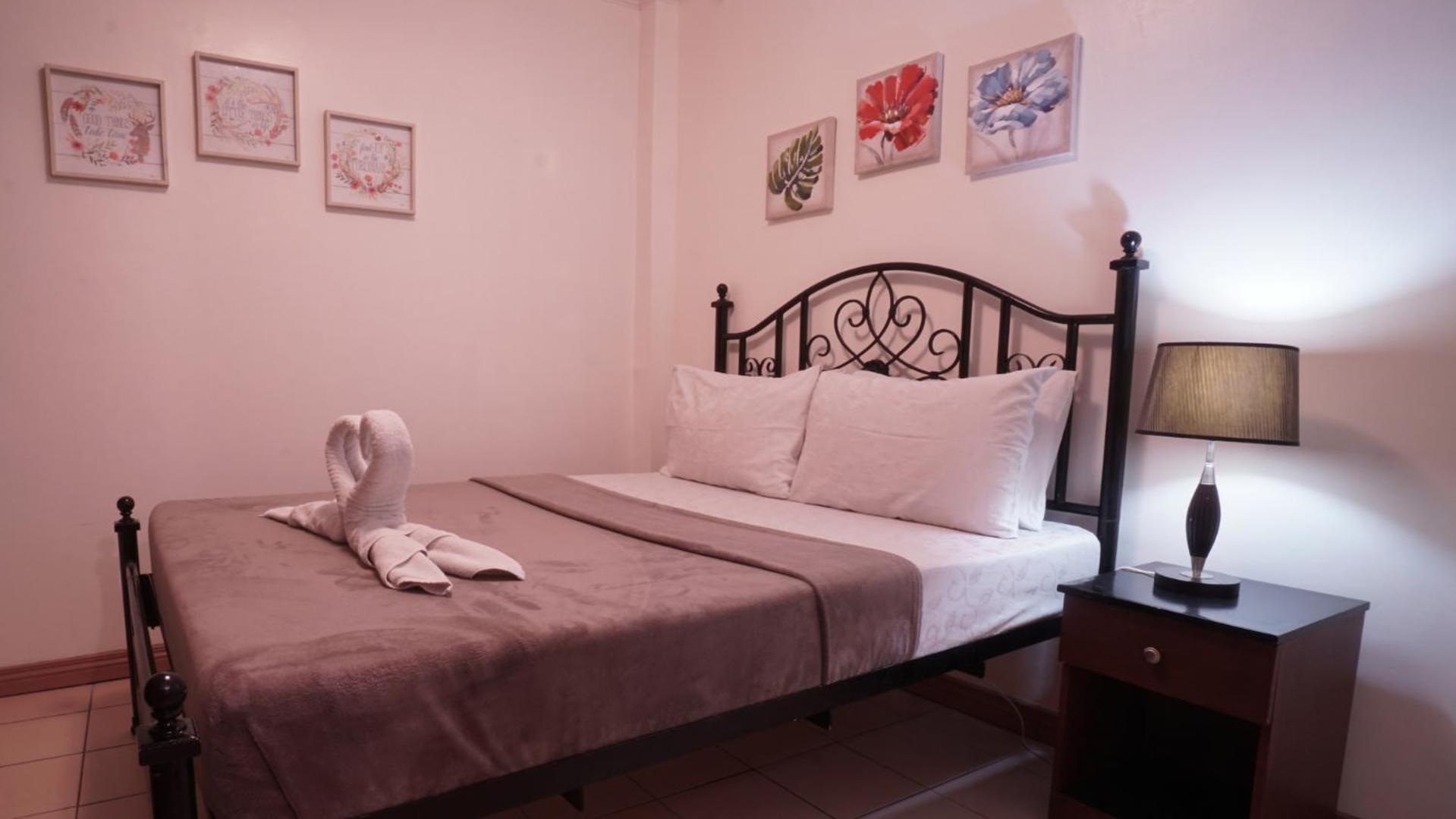 1775 Adriatico Suites