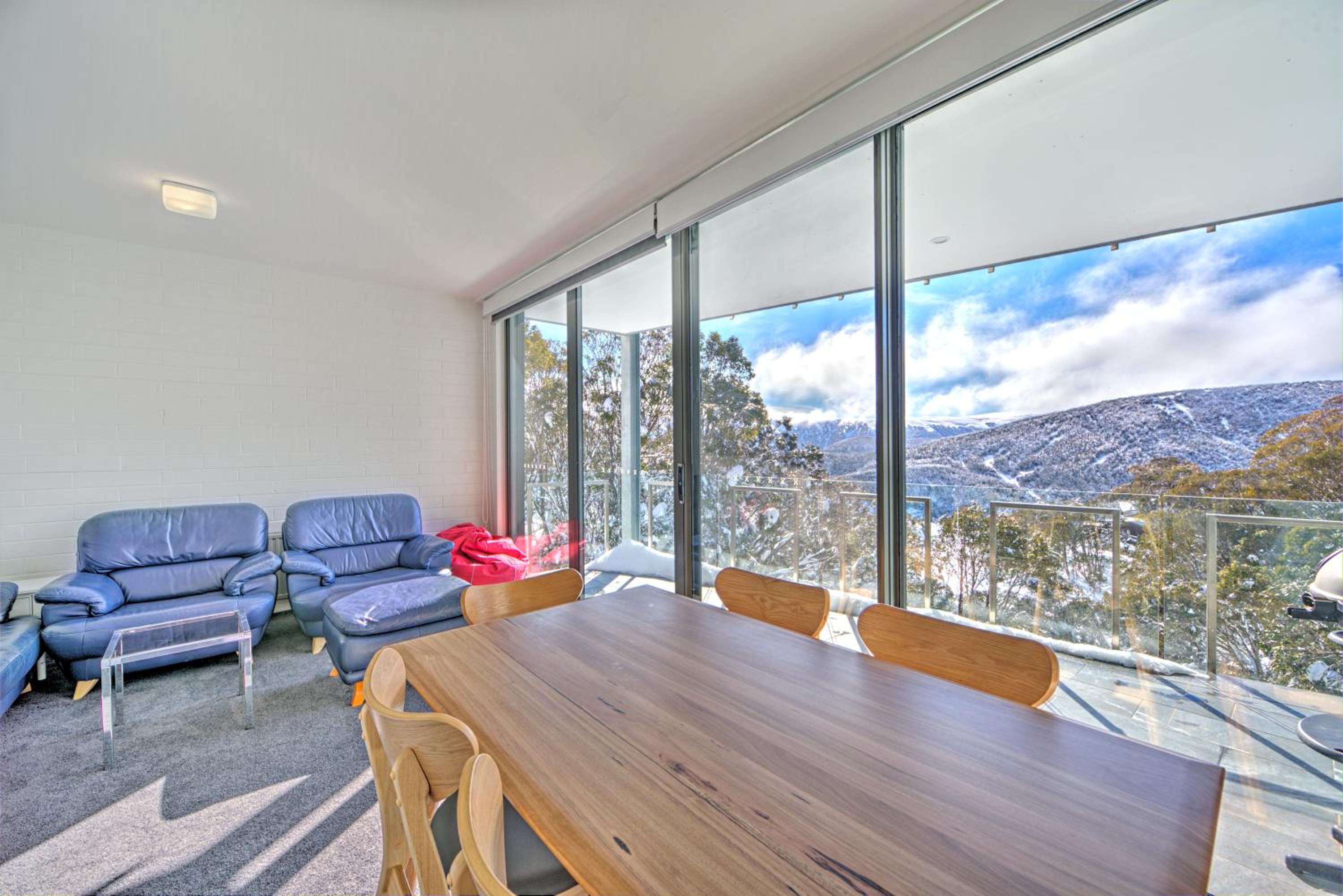 Snow Ski Apartments 22