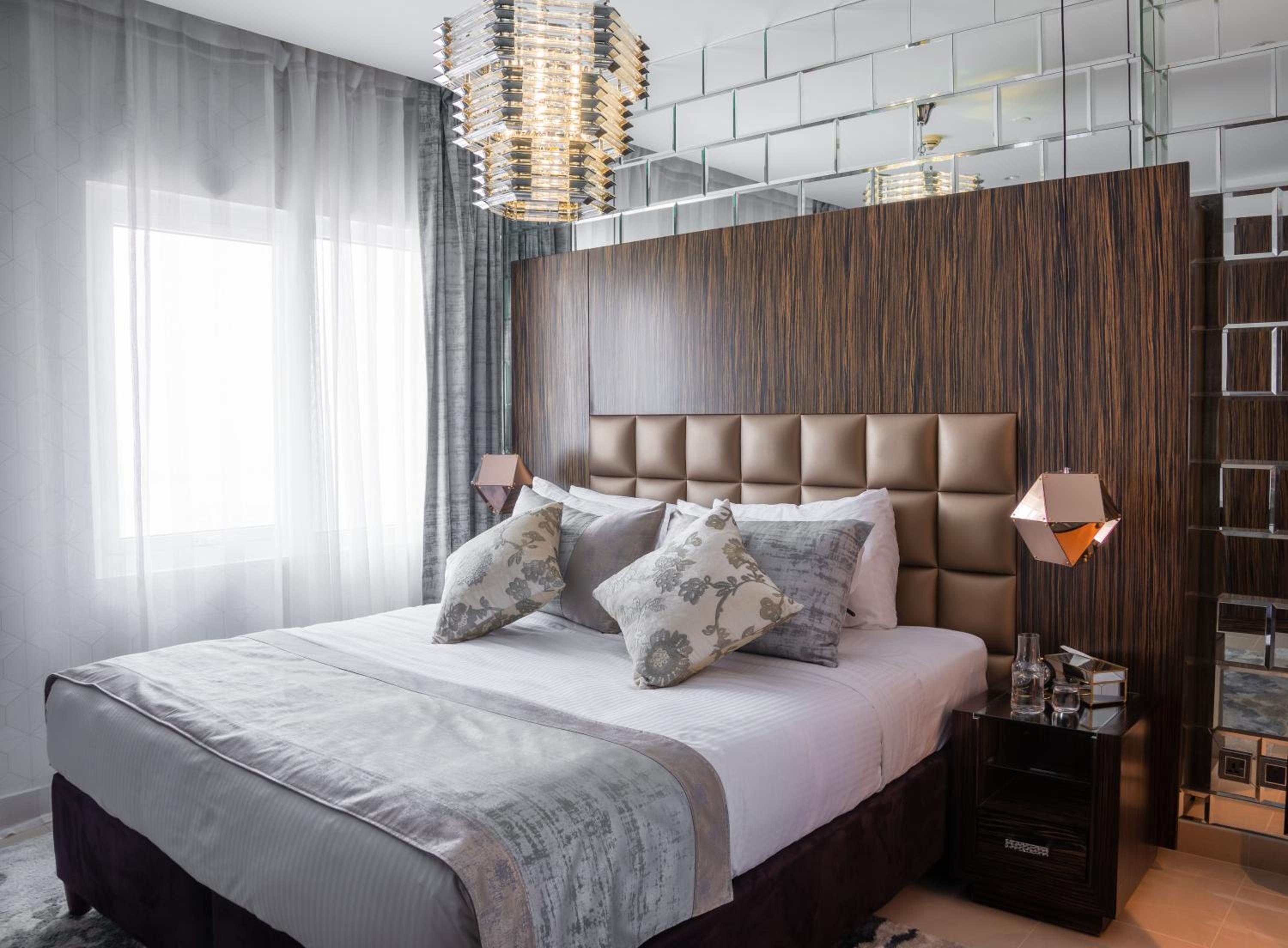 Royal Club By RVHR, Bonnington Residential Tower - JLT