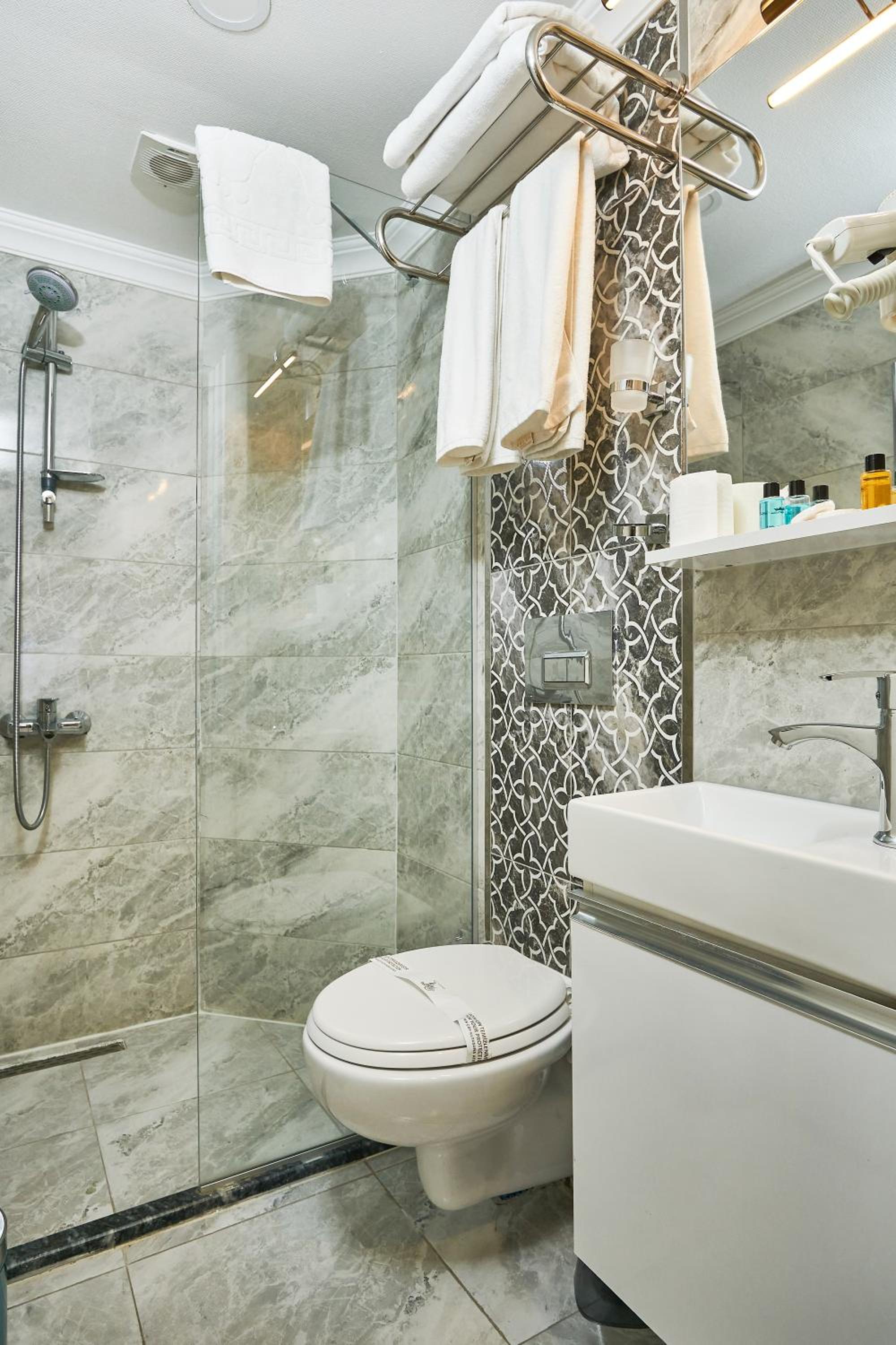 Beyazit Palace Otel Cafe & Restoran - Image 24