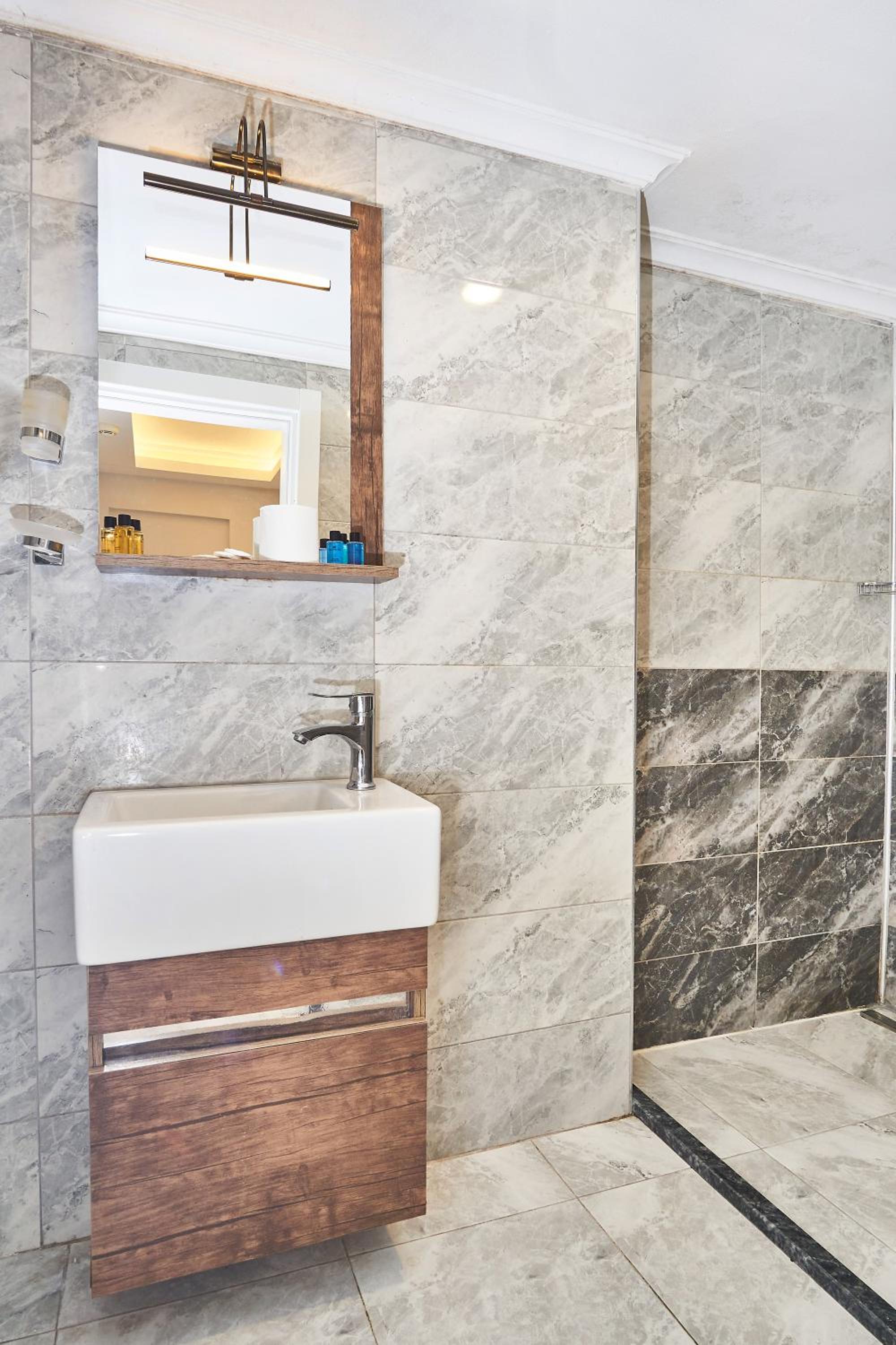 Beyazit Palace Otel Cafe & Restoran - Image 23