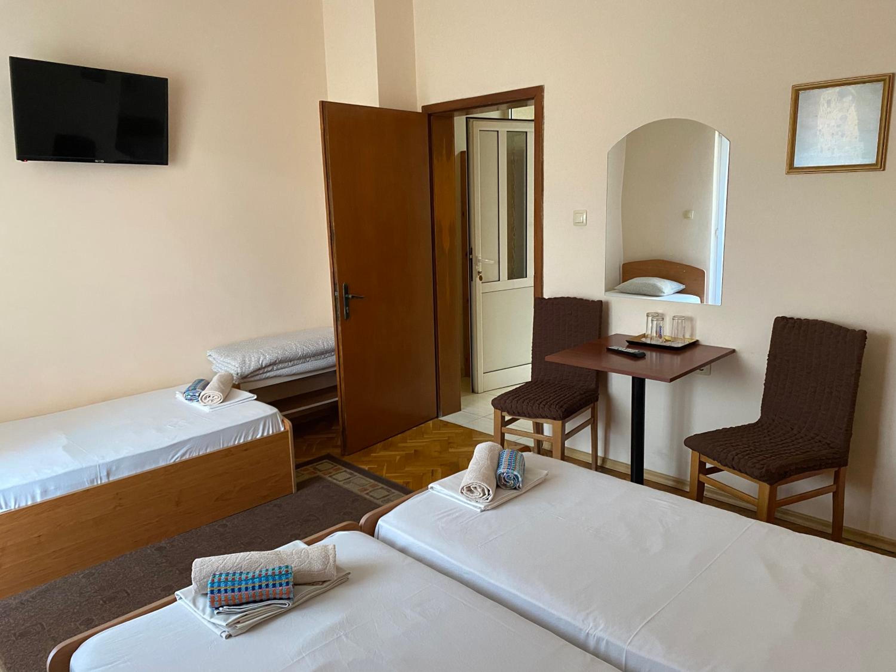 Family Hotel 