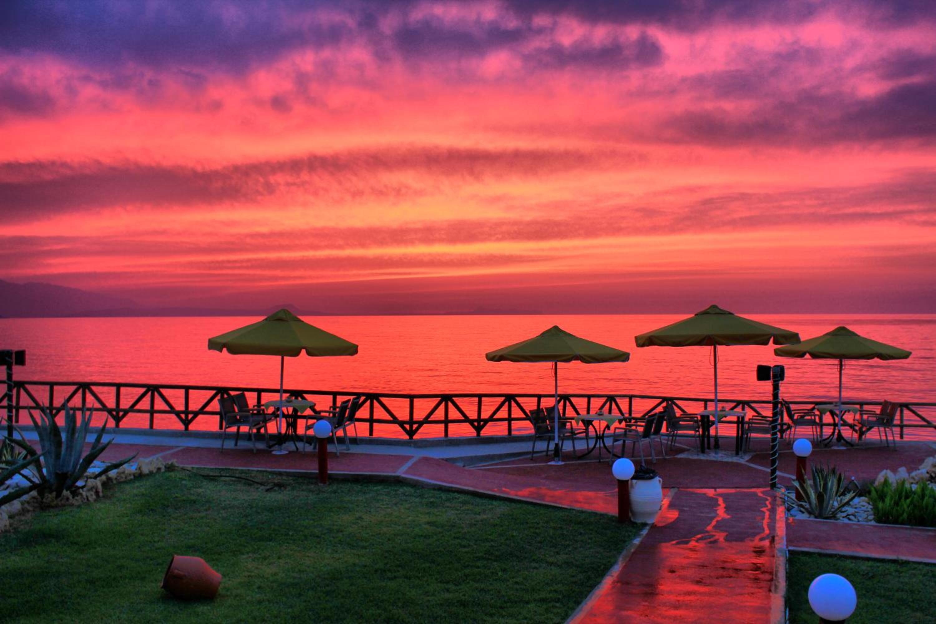 Alkionis Beach Hotel Apartments
