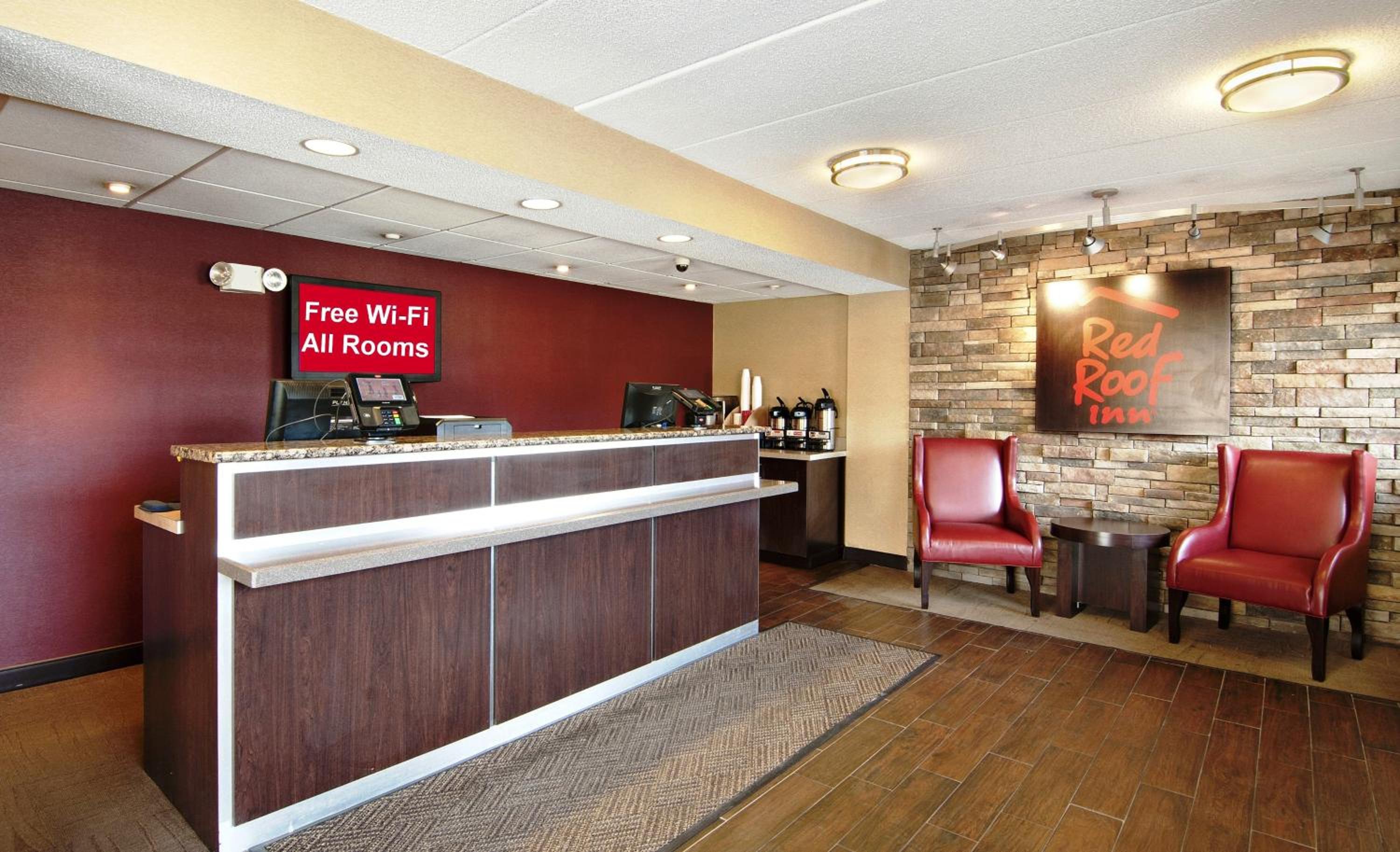 Red Roof Inn Charleston - Kanawha City, WV view 5