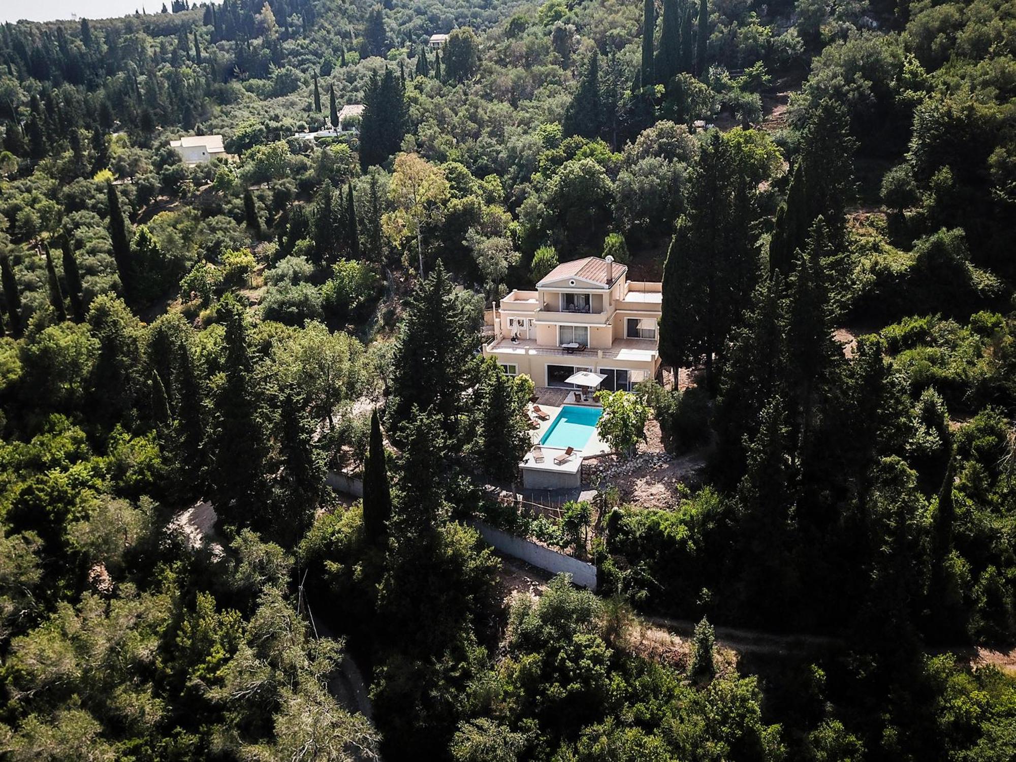 Villa Fioraki