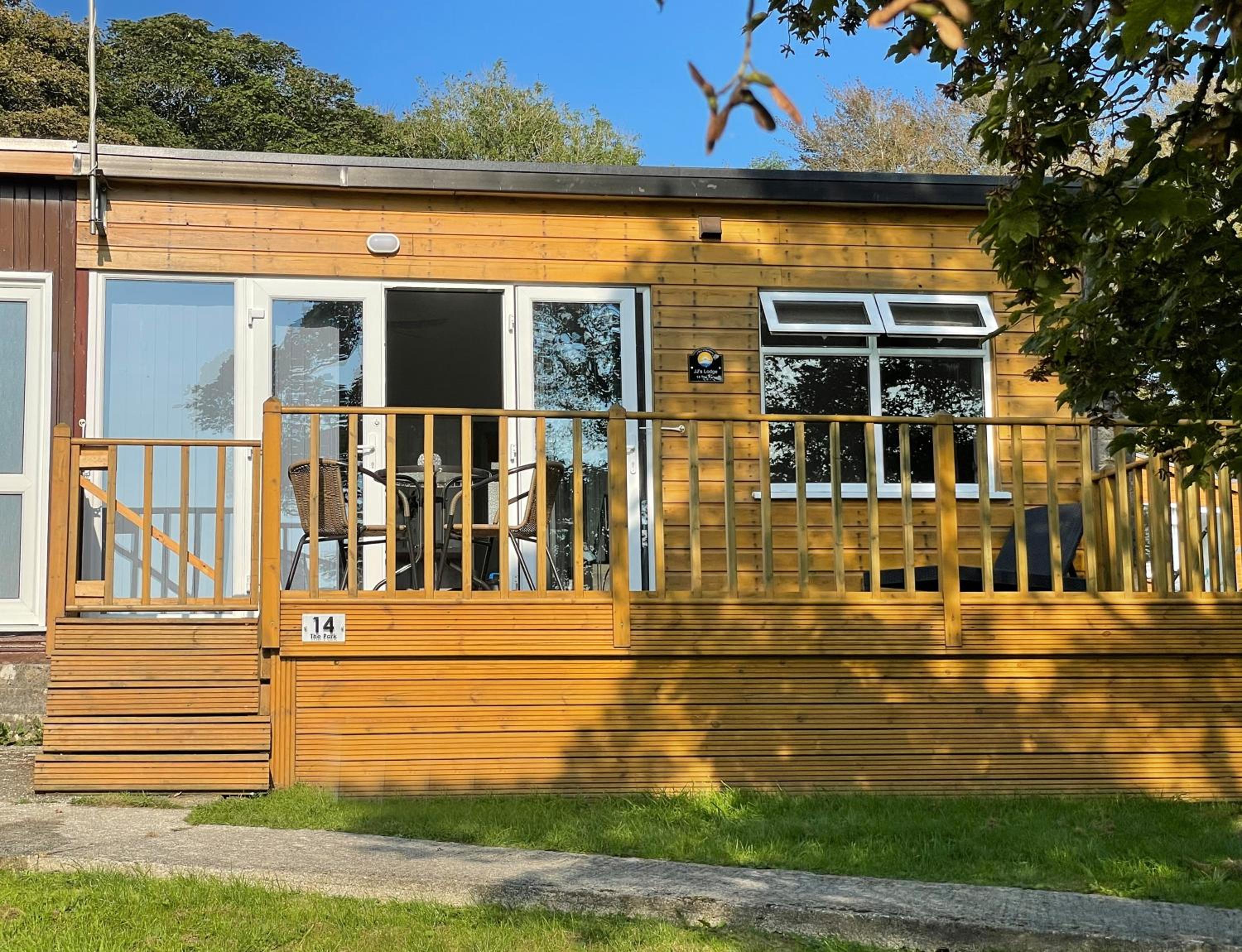 JJs Lodge Holiday Home 14 The Park Bude view 3