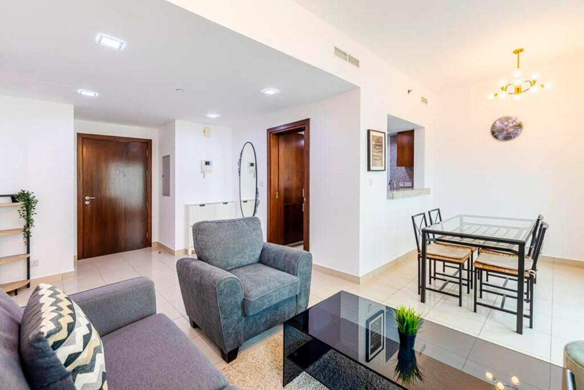 TAKOMA Home