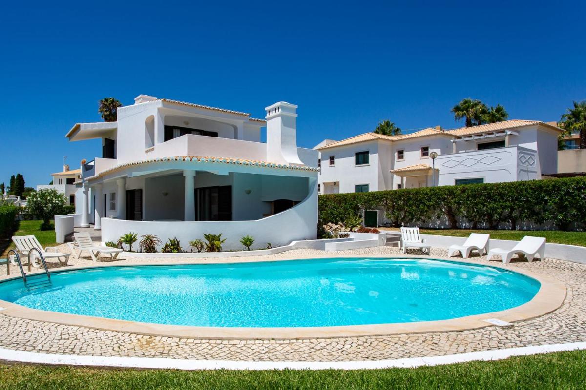 Casa São Rafael by LovelyStay photo 2