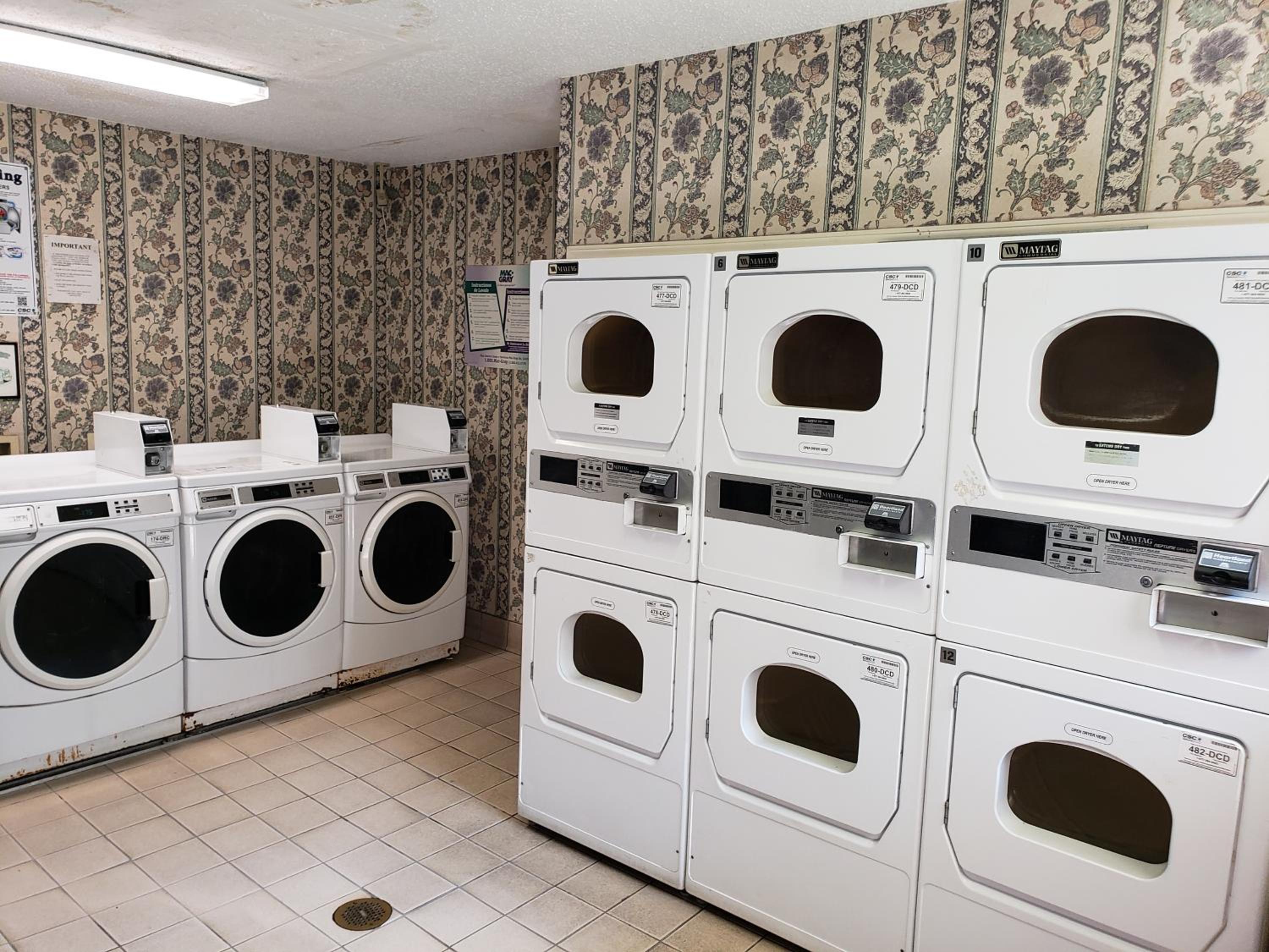 Macon Vacations - InTown Suites Extended Stay Macon GA - Property Image 12