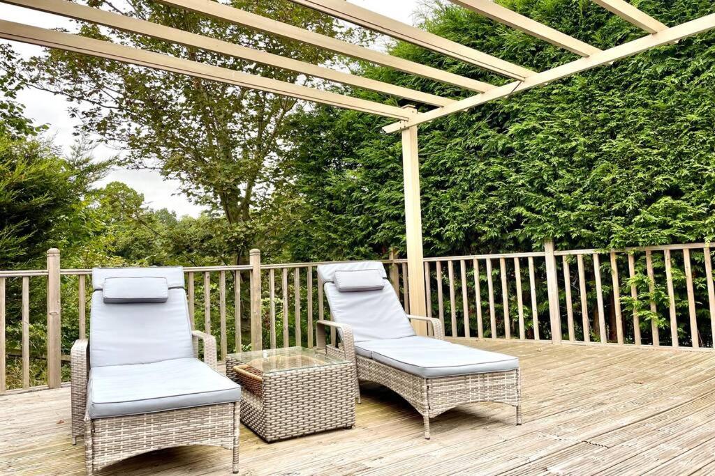 Adorable 2 bedroom countryside guesthouse view 4