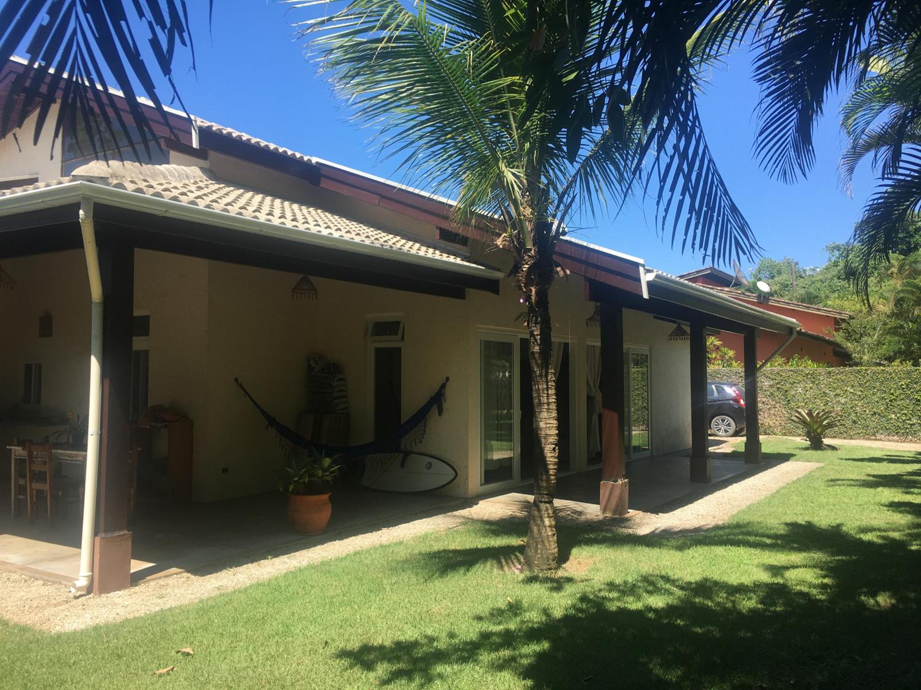 Praia de Itamambuca- Casa charmosa e iluminada