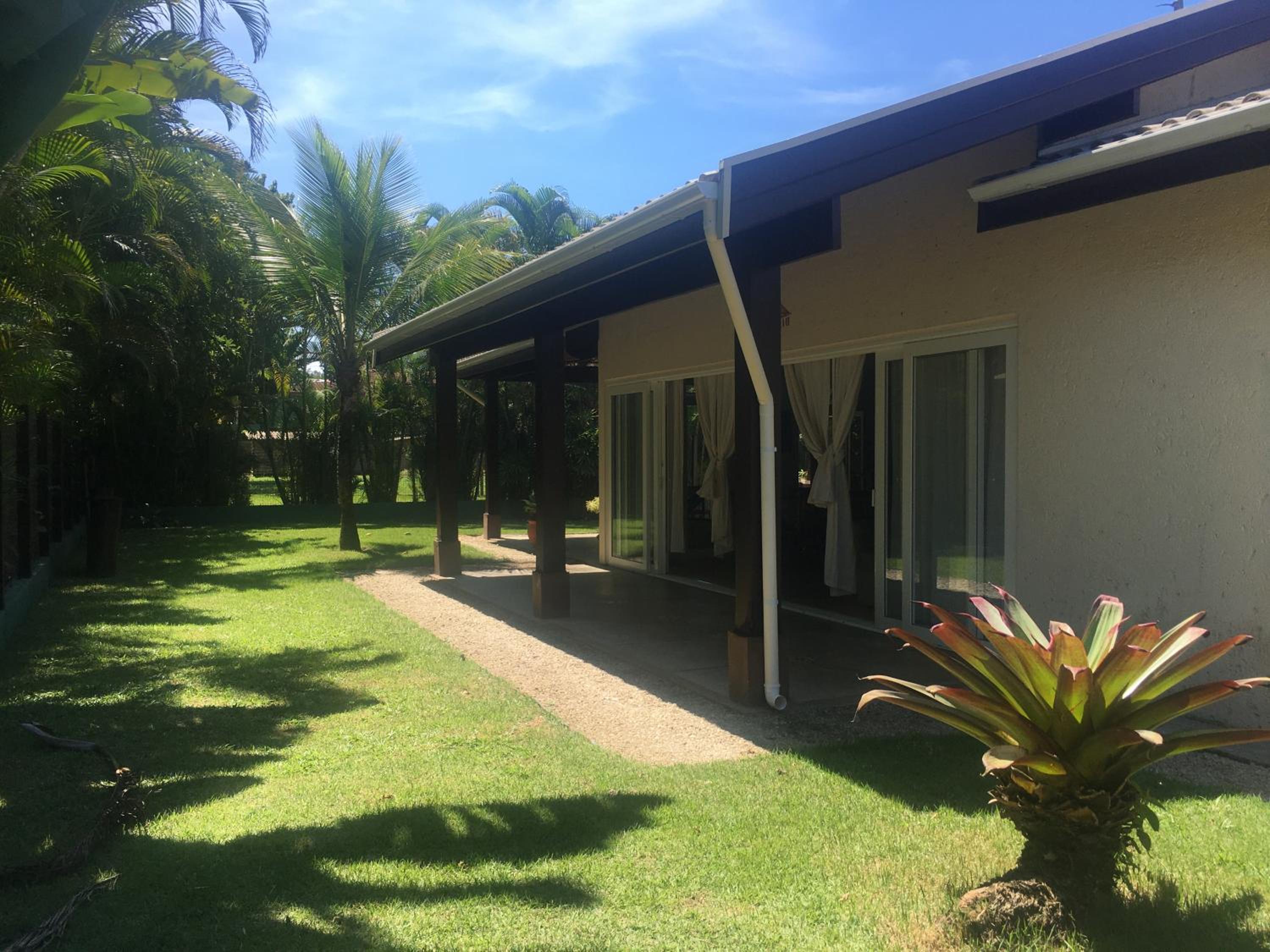 Praia de Itamambuca- Casa charmosa e iluminada