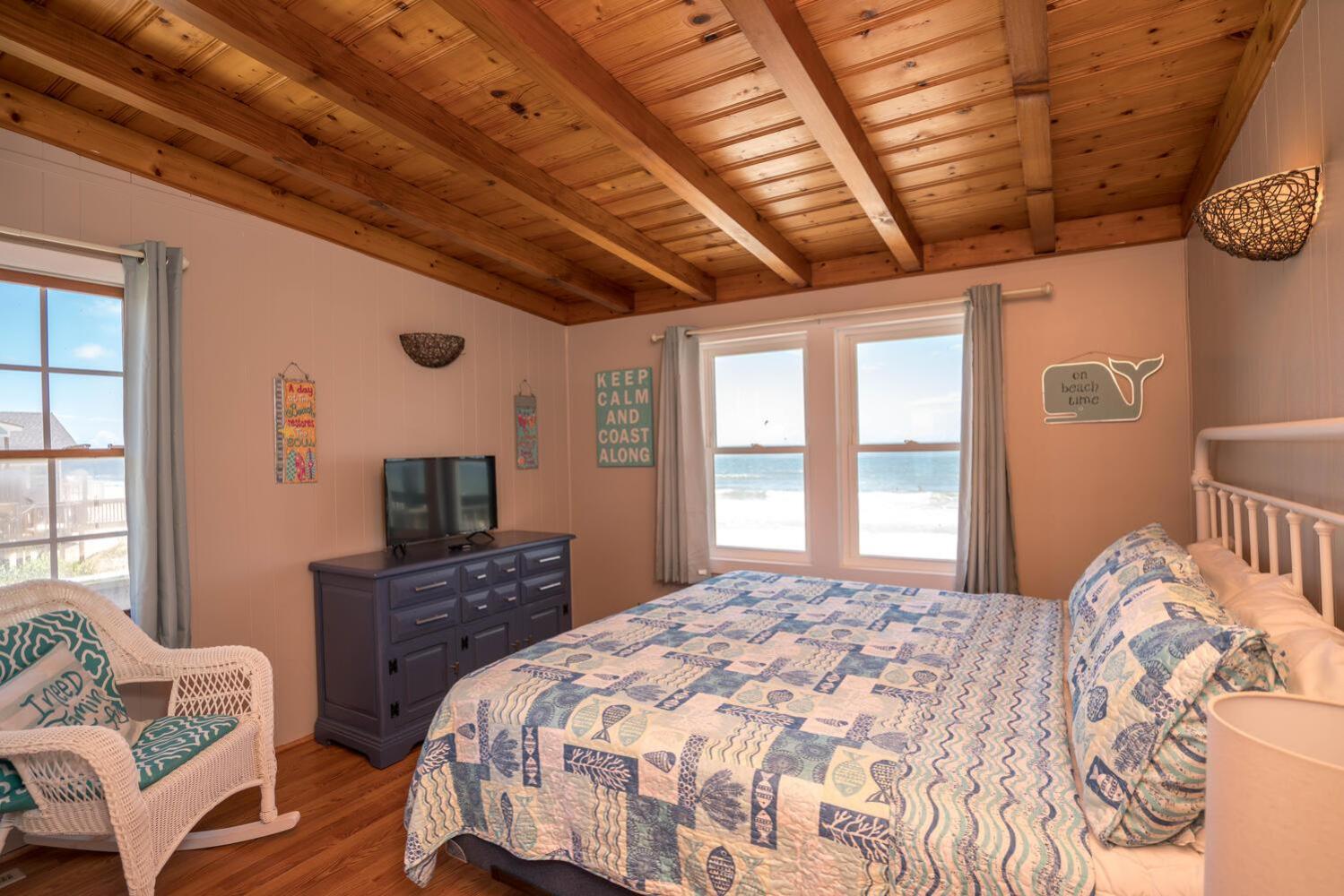 Oceanfront family fun home and dog friendly! Coastal Coop