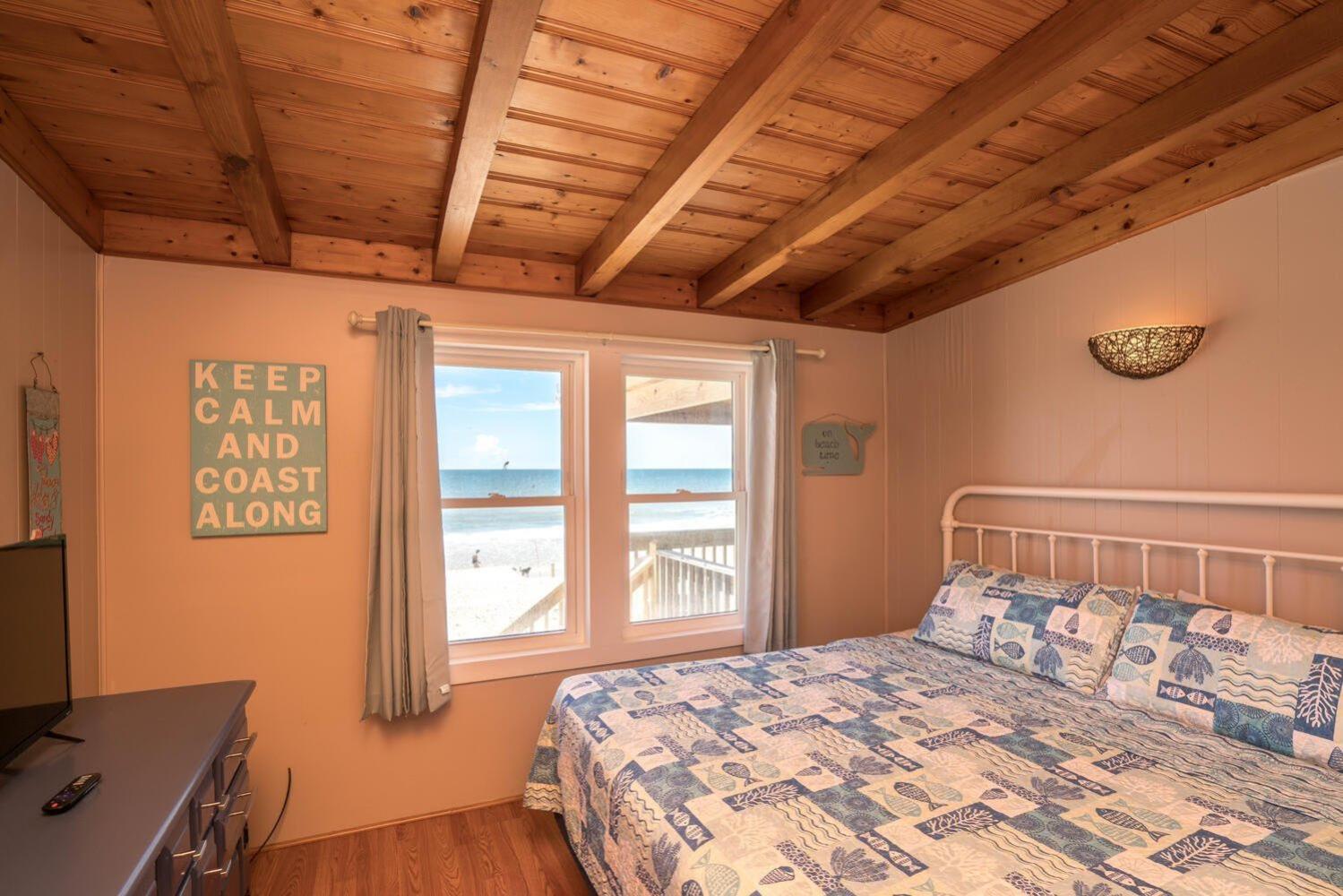 Oceanfront family fun home and dog friendly! Coastal Coop