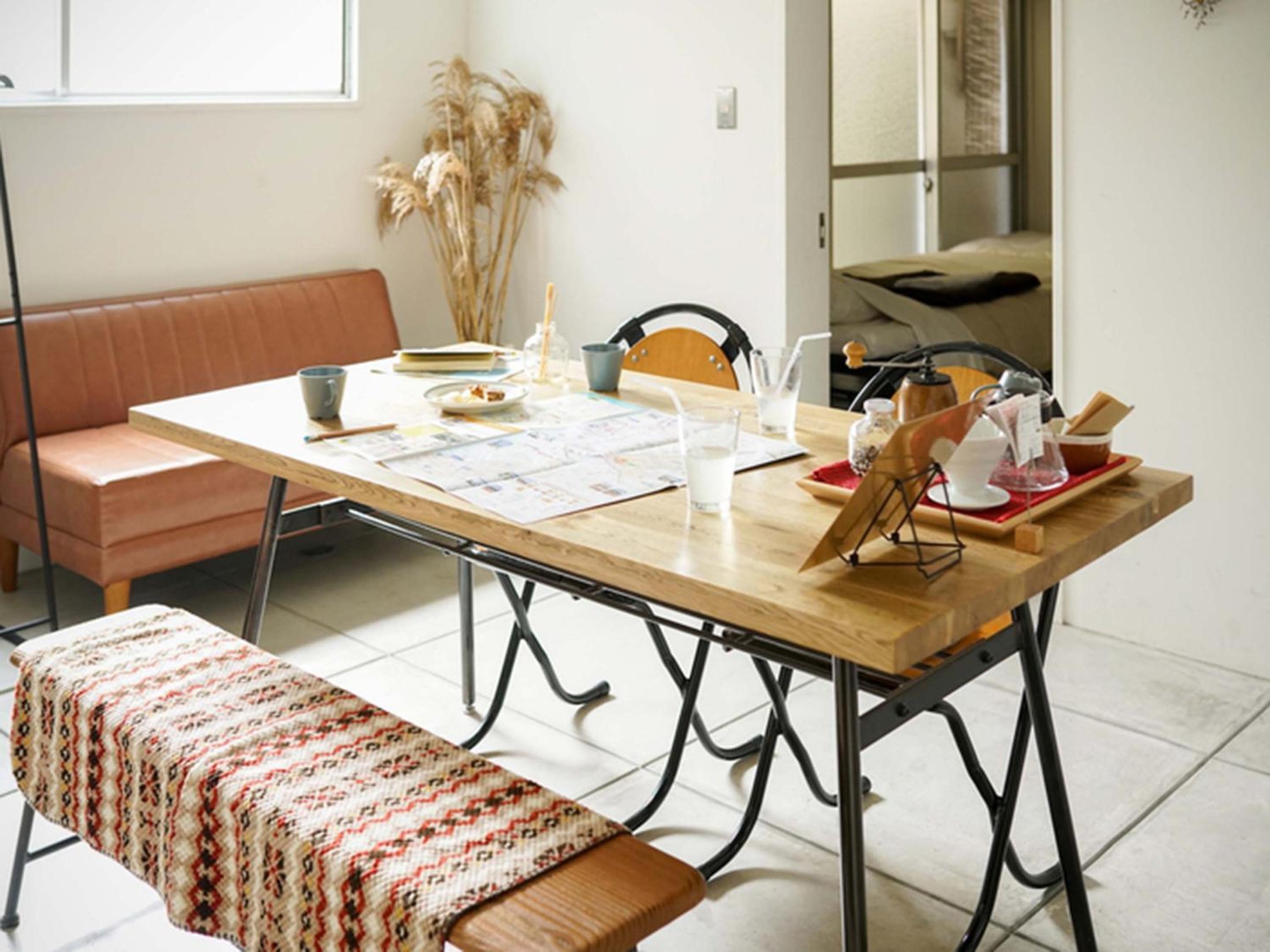 ROUTE - Cafe and Petit Hostel