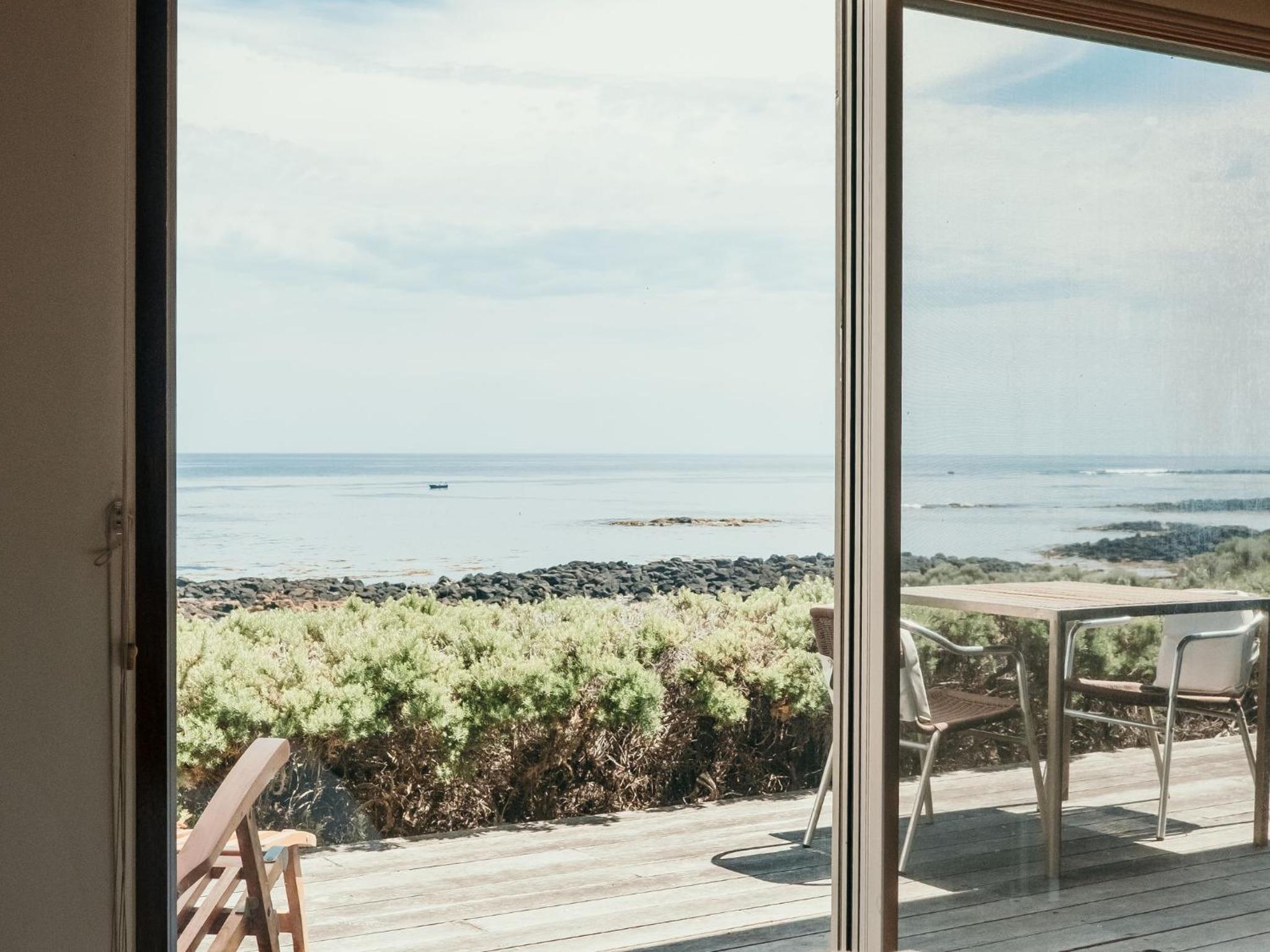 Hearns Beachside Villa 8