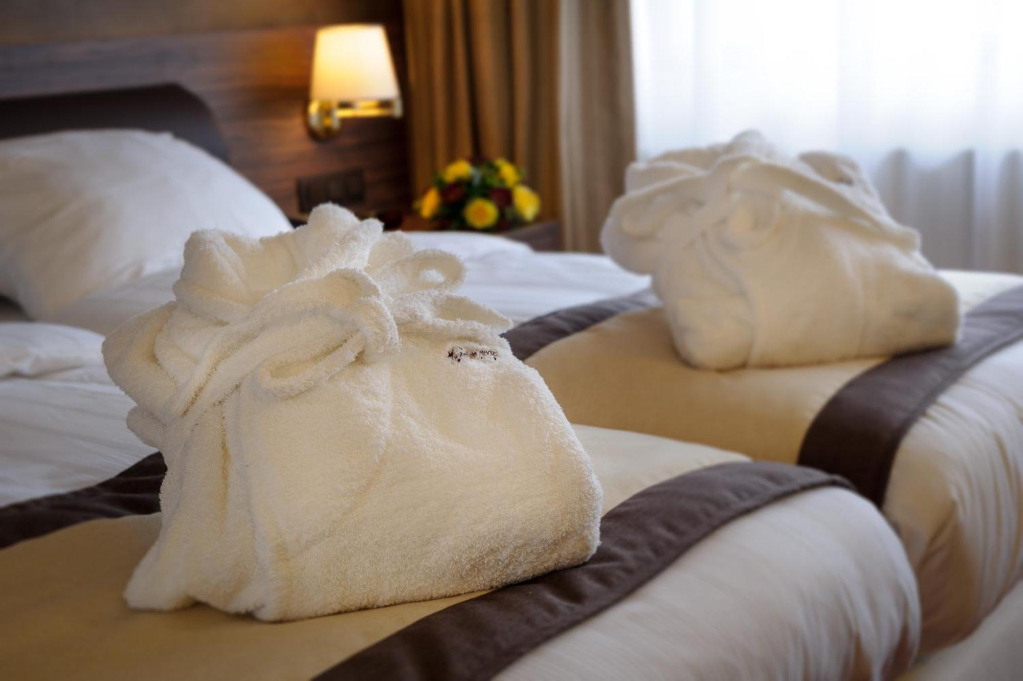 Bruges Vacations - Golden Tulip Hotel de' Medici - Property Image 1