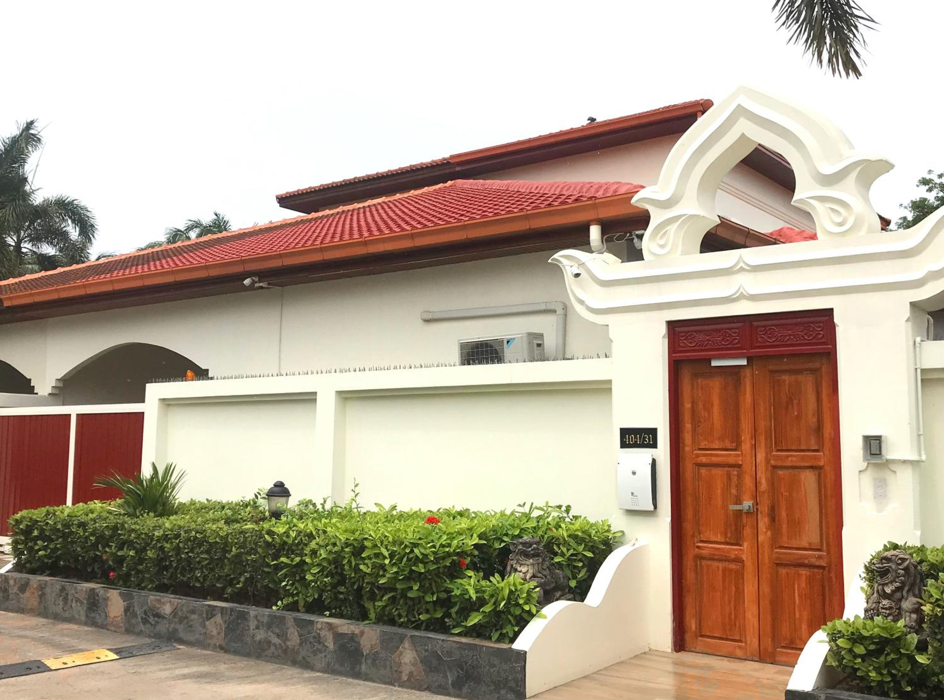LUXURIOUS VIEW TALAY VILLA - PATTAYA HOLIDAY HOUSE