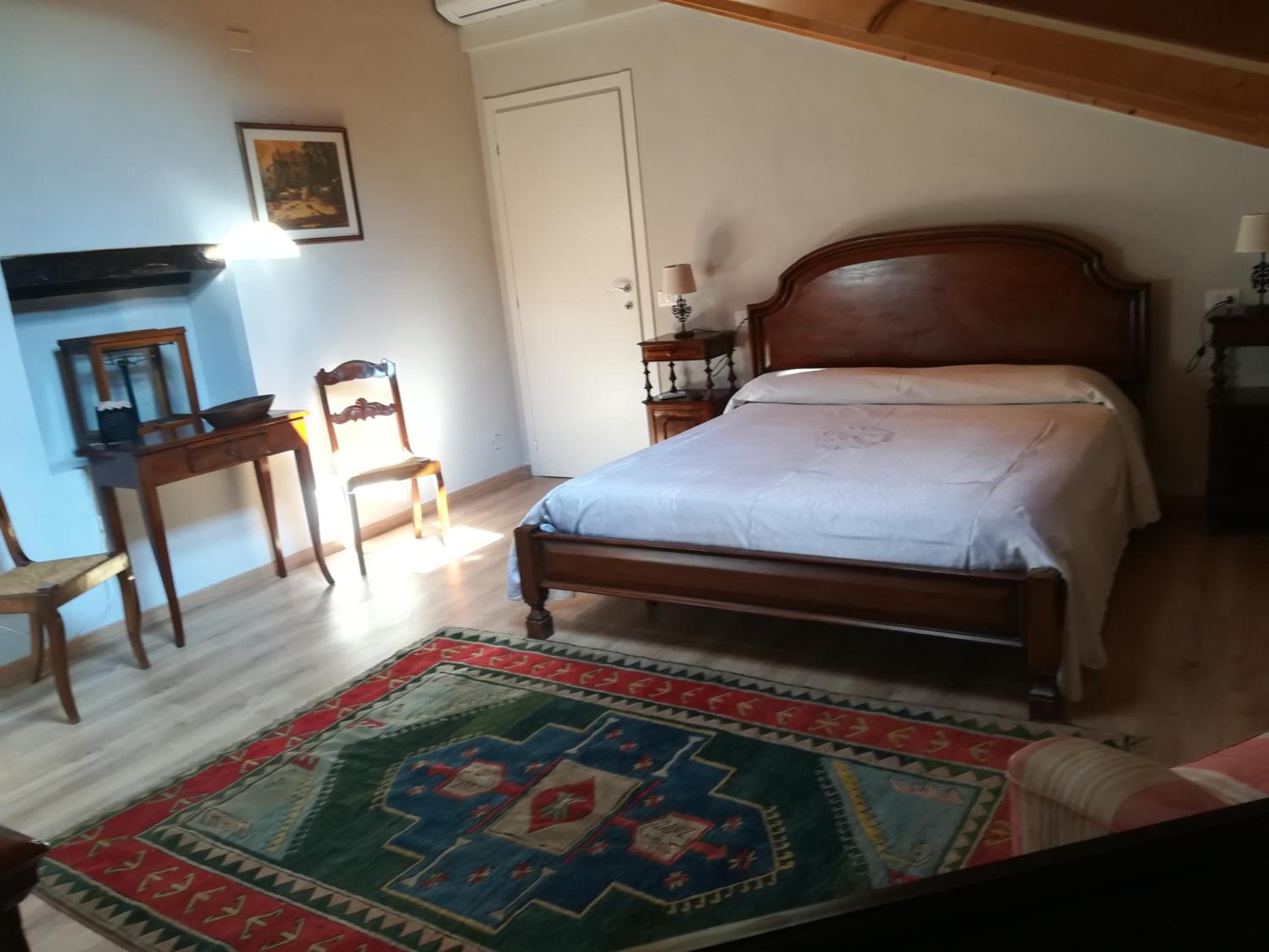 Photo 12
