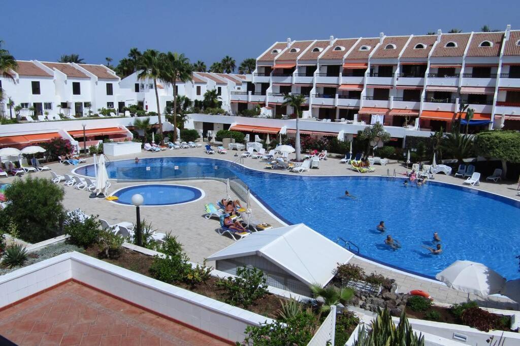 2 Bedrooms Playa Las Américas Parque Santiago I Heated Pool view 5
