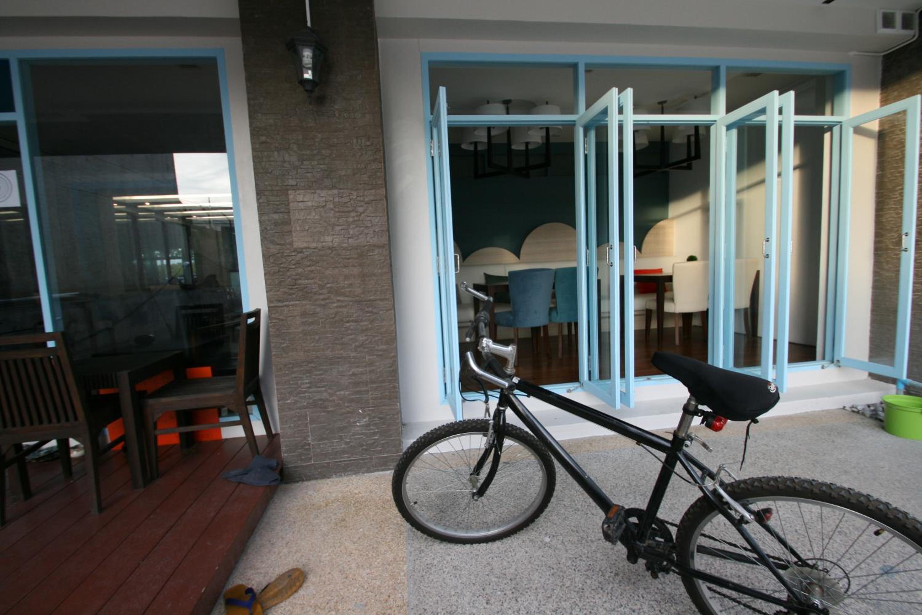 Apo Hotel