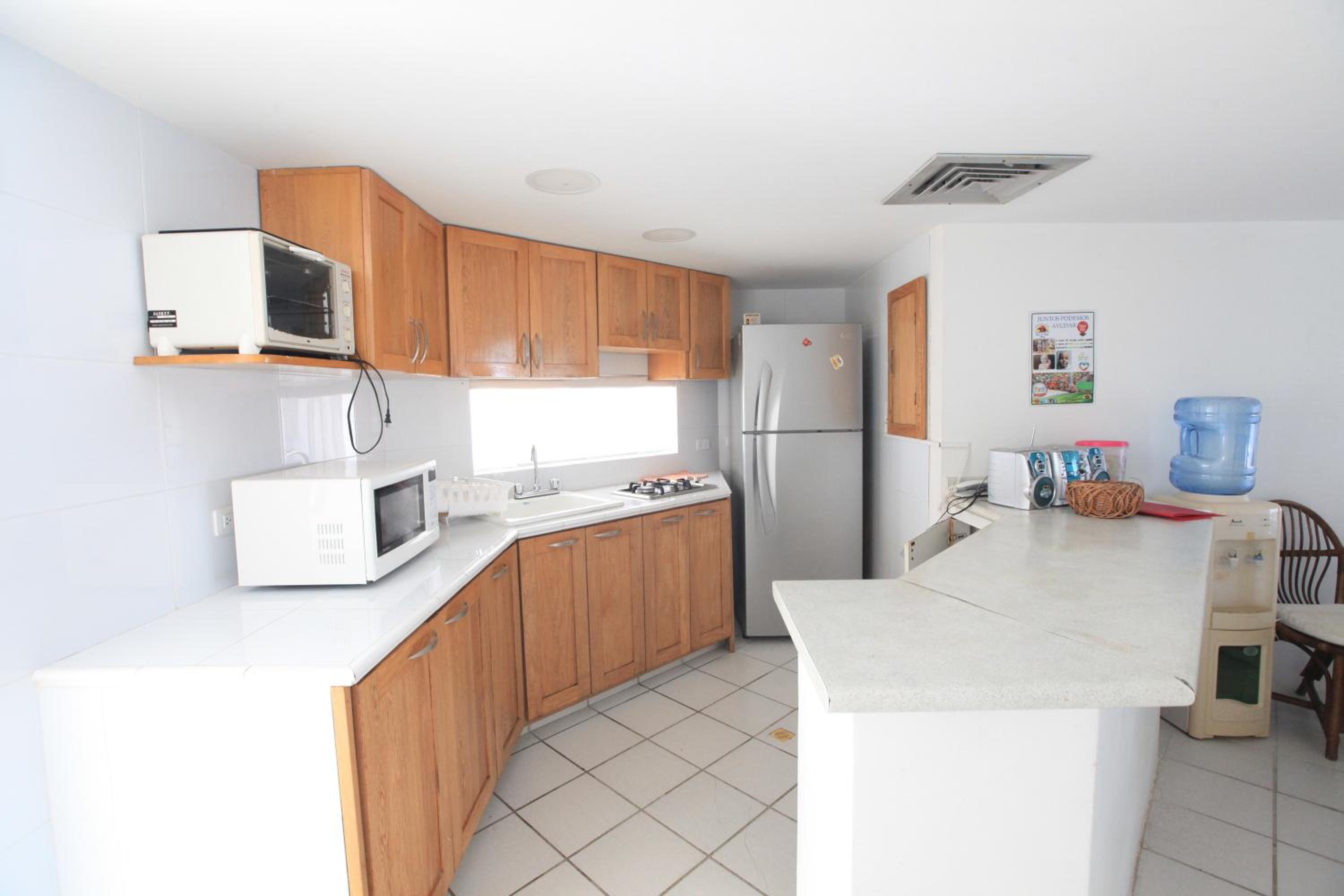 Apartamento en el Centro de San Andrés Islas con vista al mar- Edificio Bay Point 703