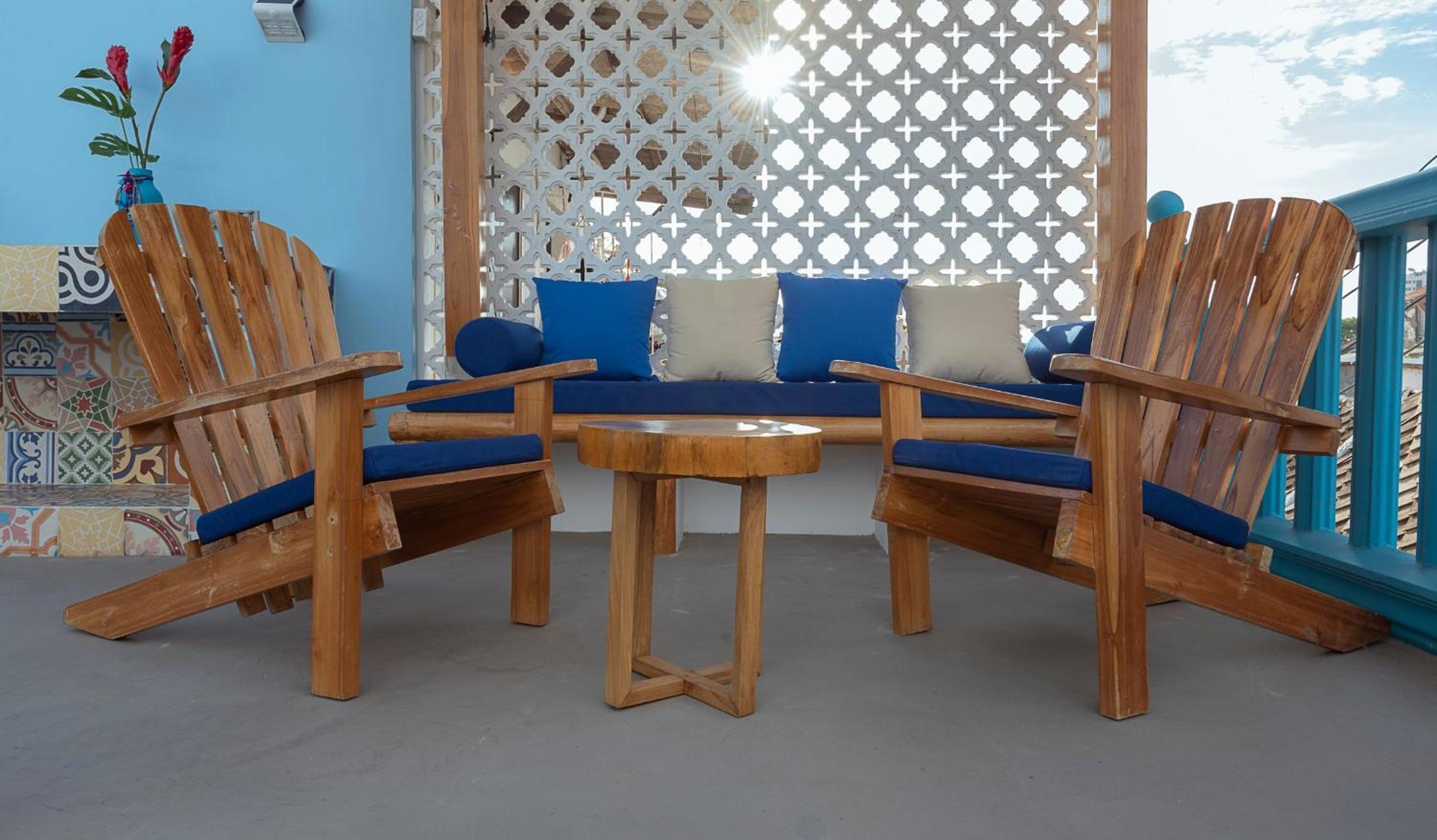 La Casita Azul Cozy Colonial House at Centro Historico with Rooftop and Jacuzzi